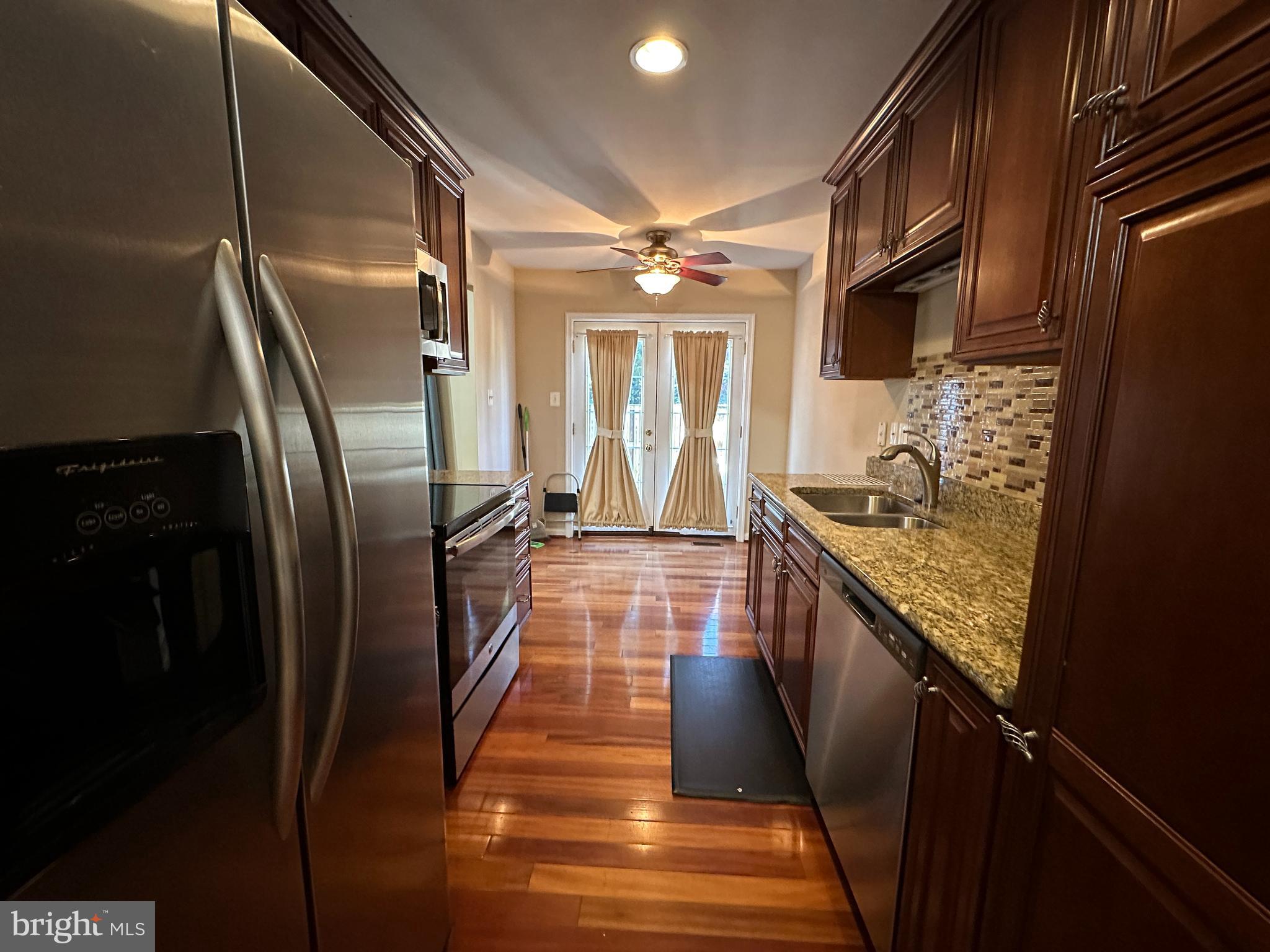 WOODFIELD ESTATES - Residential Lease