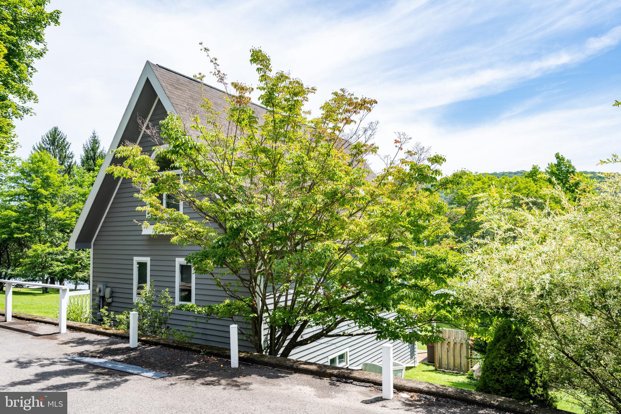 MARSH HILL VILLAGE - Residential