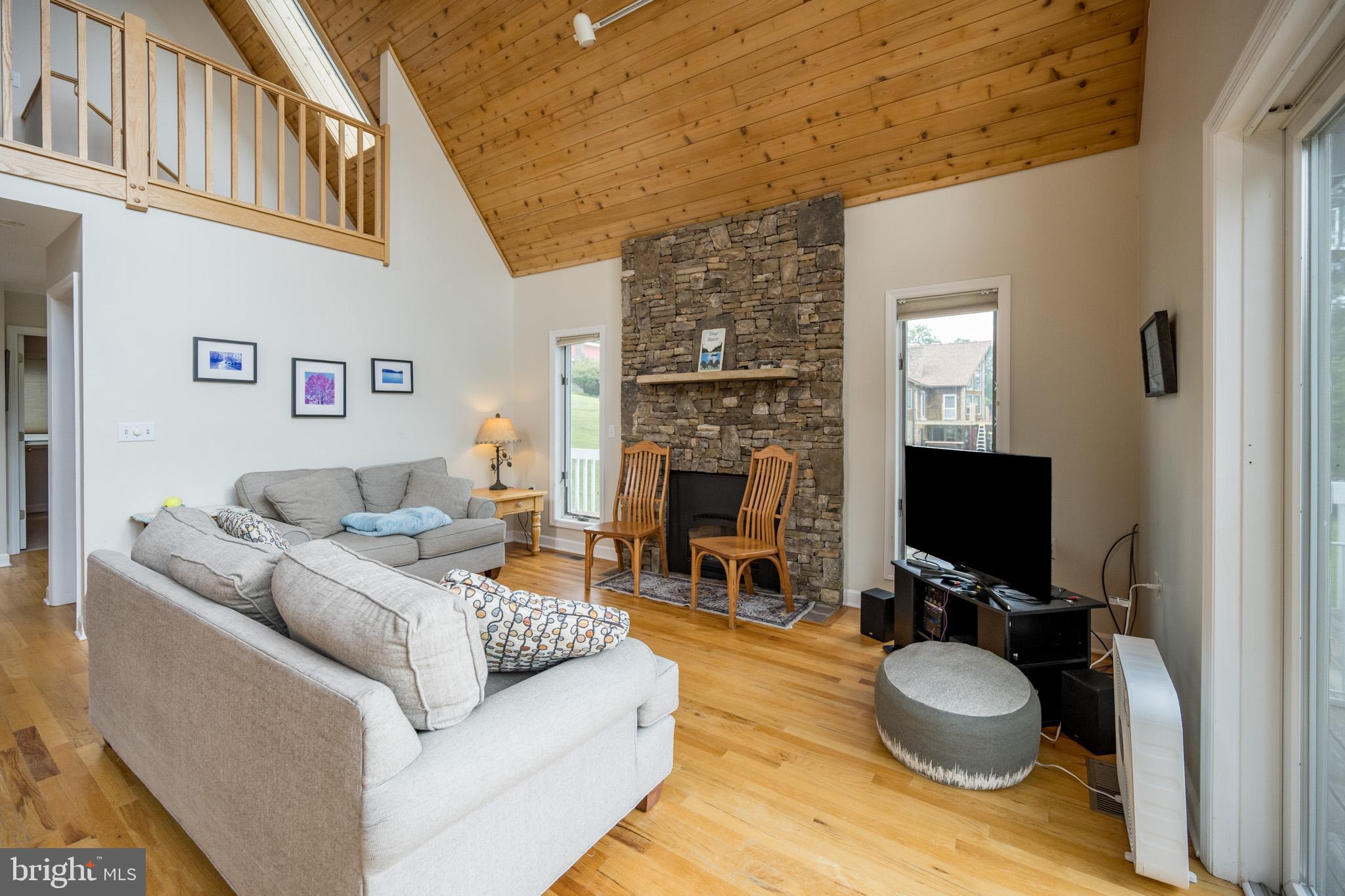 MARSH HILL VILLAGE - Residential