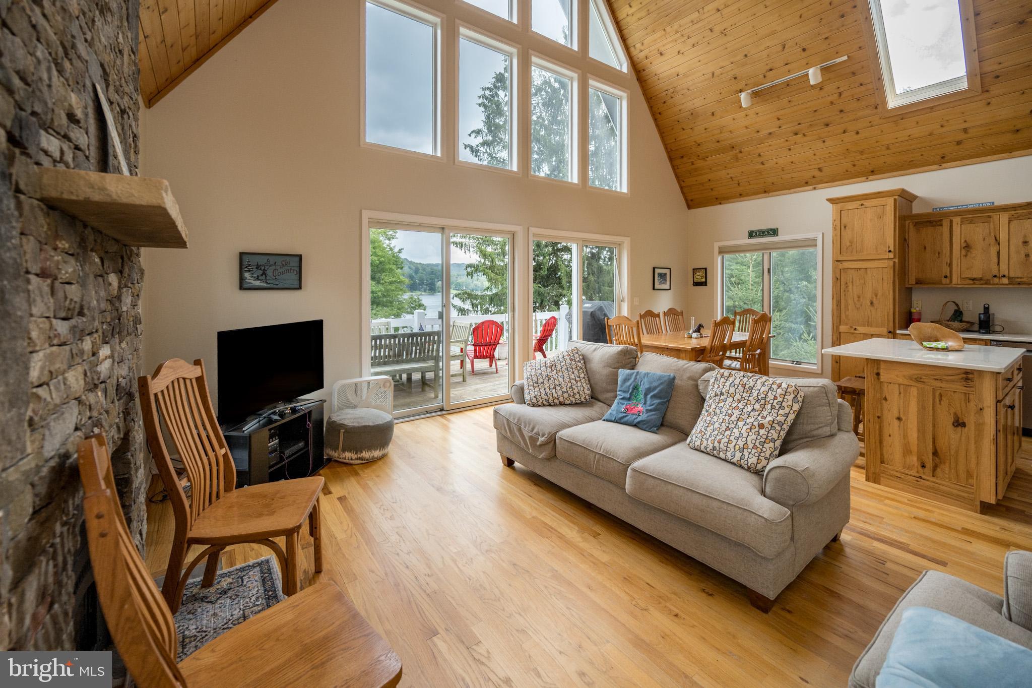 MARSH HILL VILLAGE - Residential