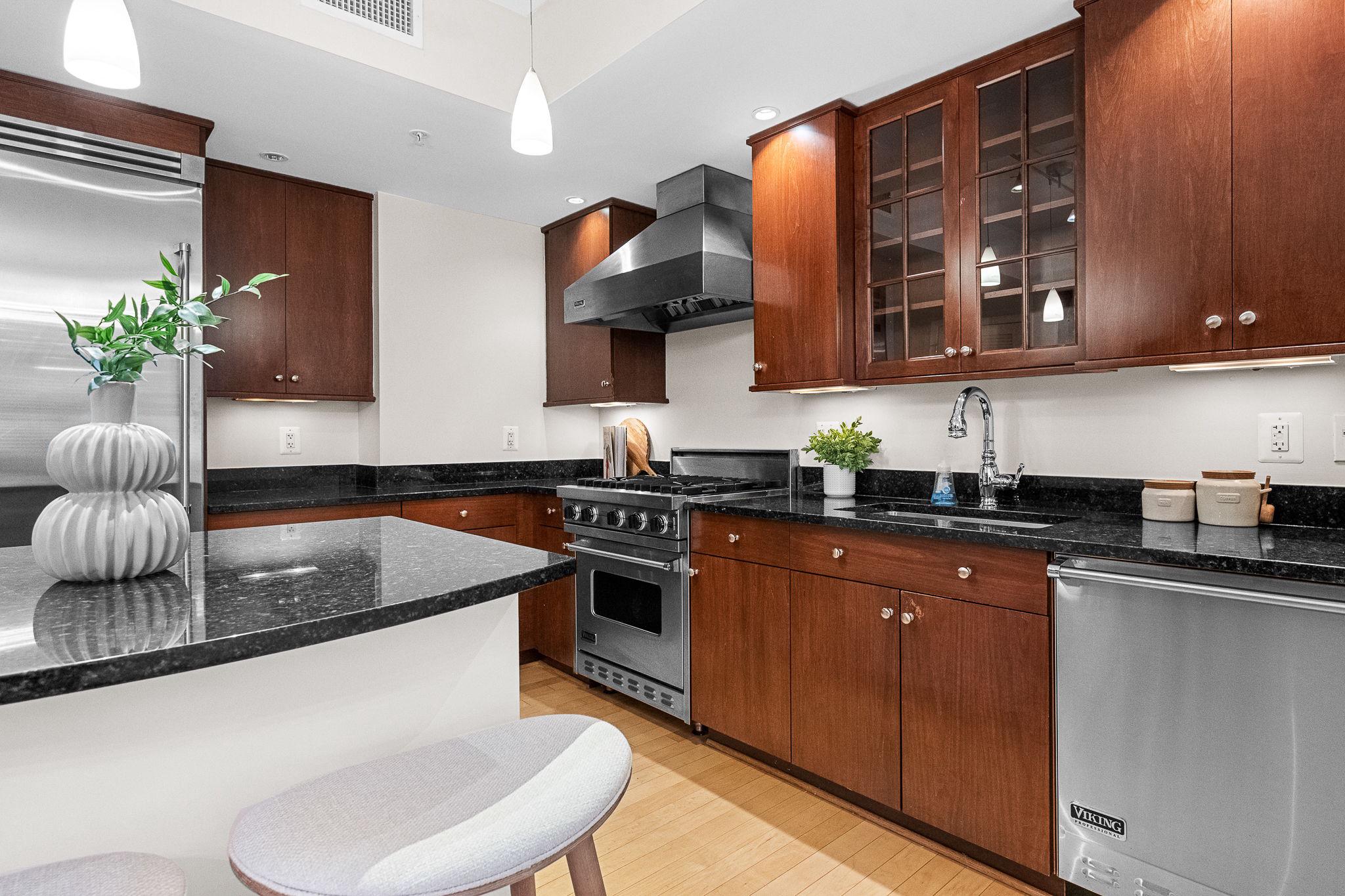 LIONSGATE - Residential