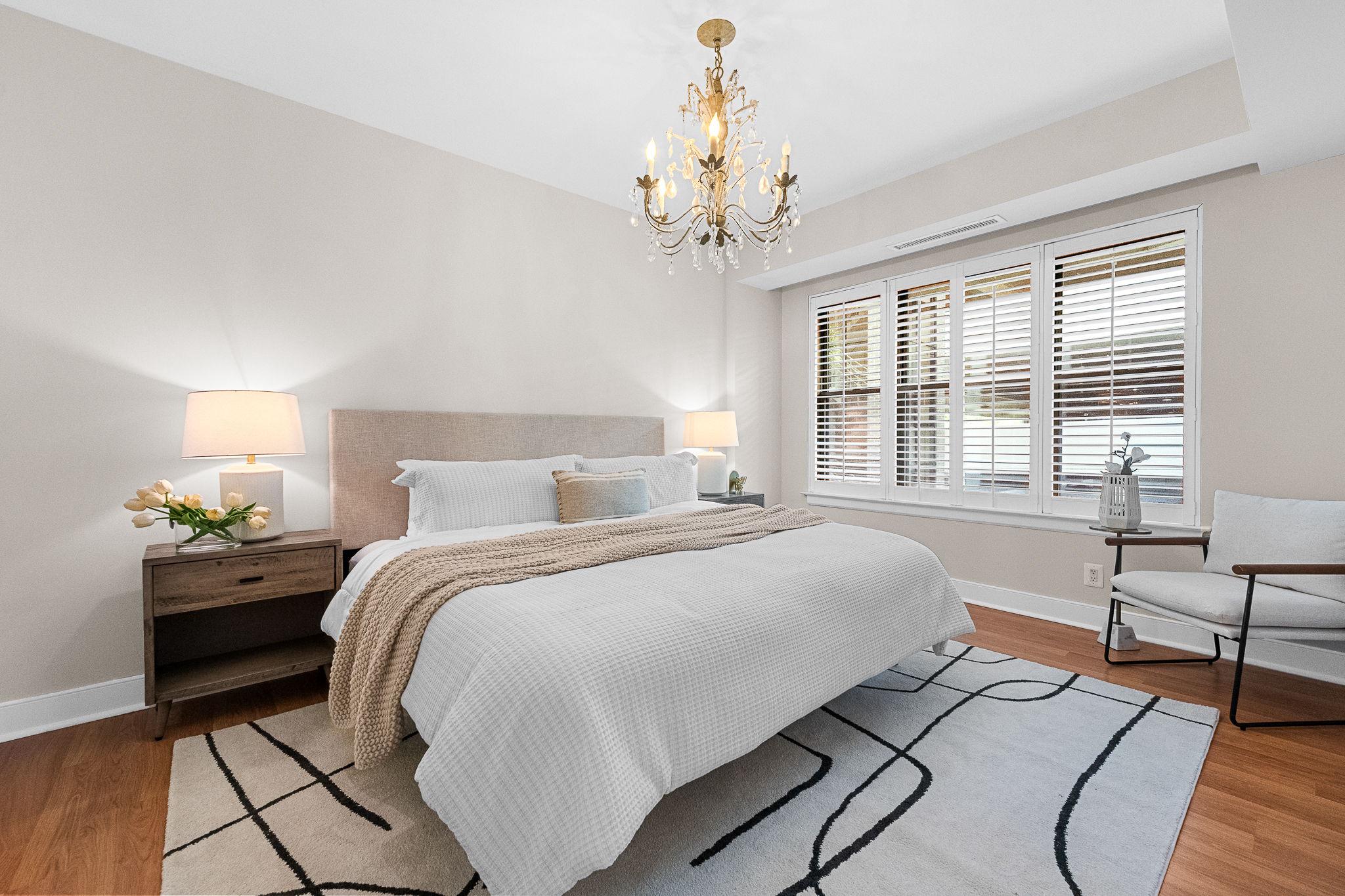 LIONSGATE - Residential