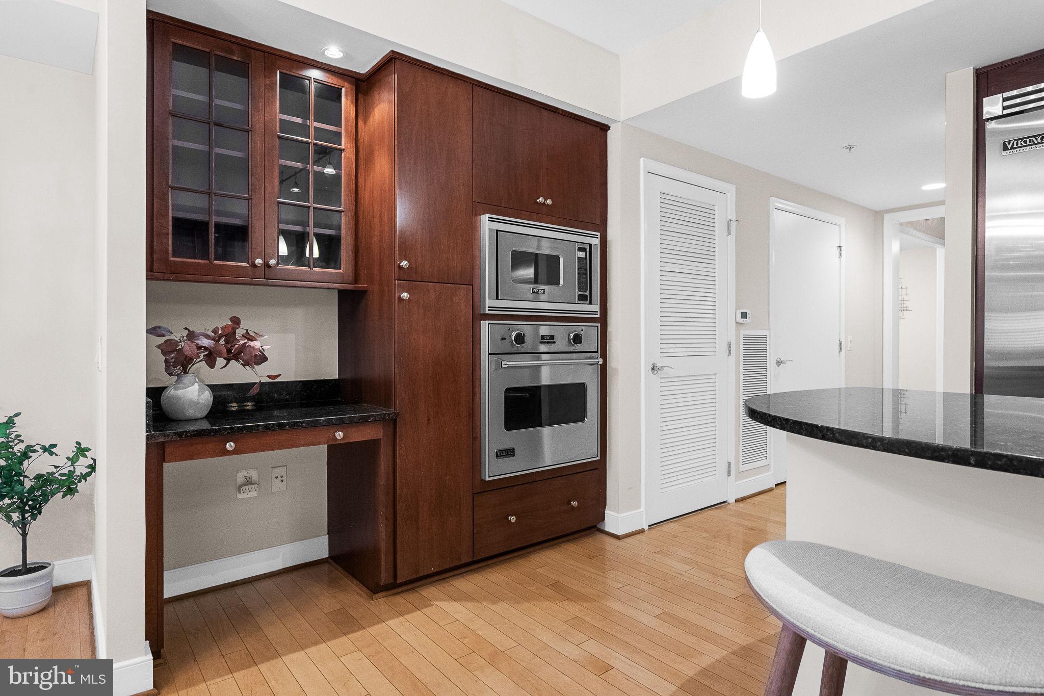LIONSGATE - Residential