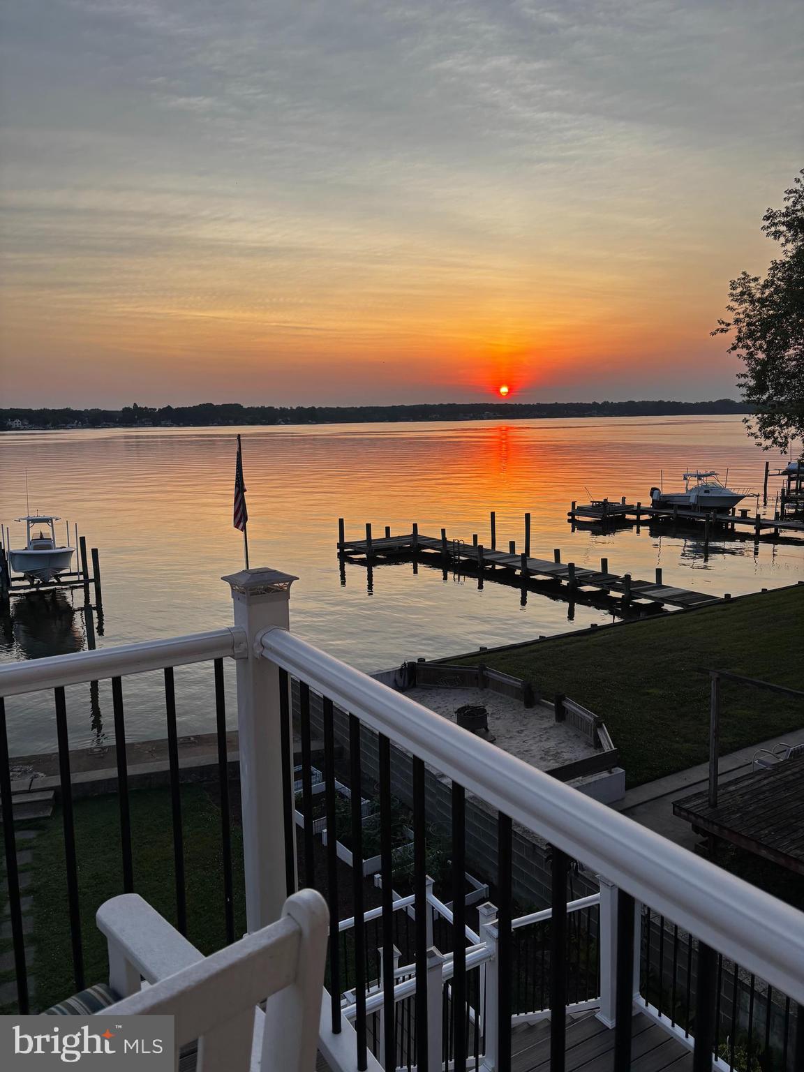 LYNCH POINT - Residential