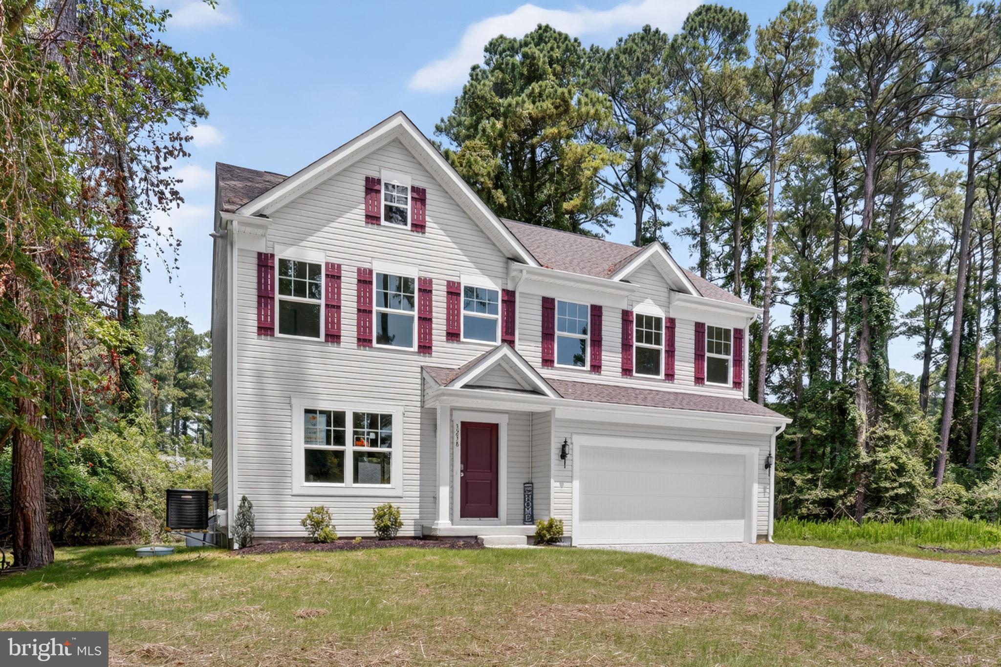 CAPTAIN'S COVE - Residential