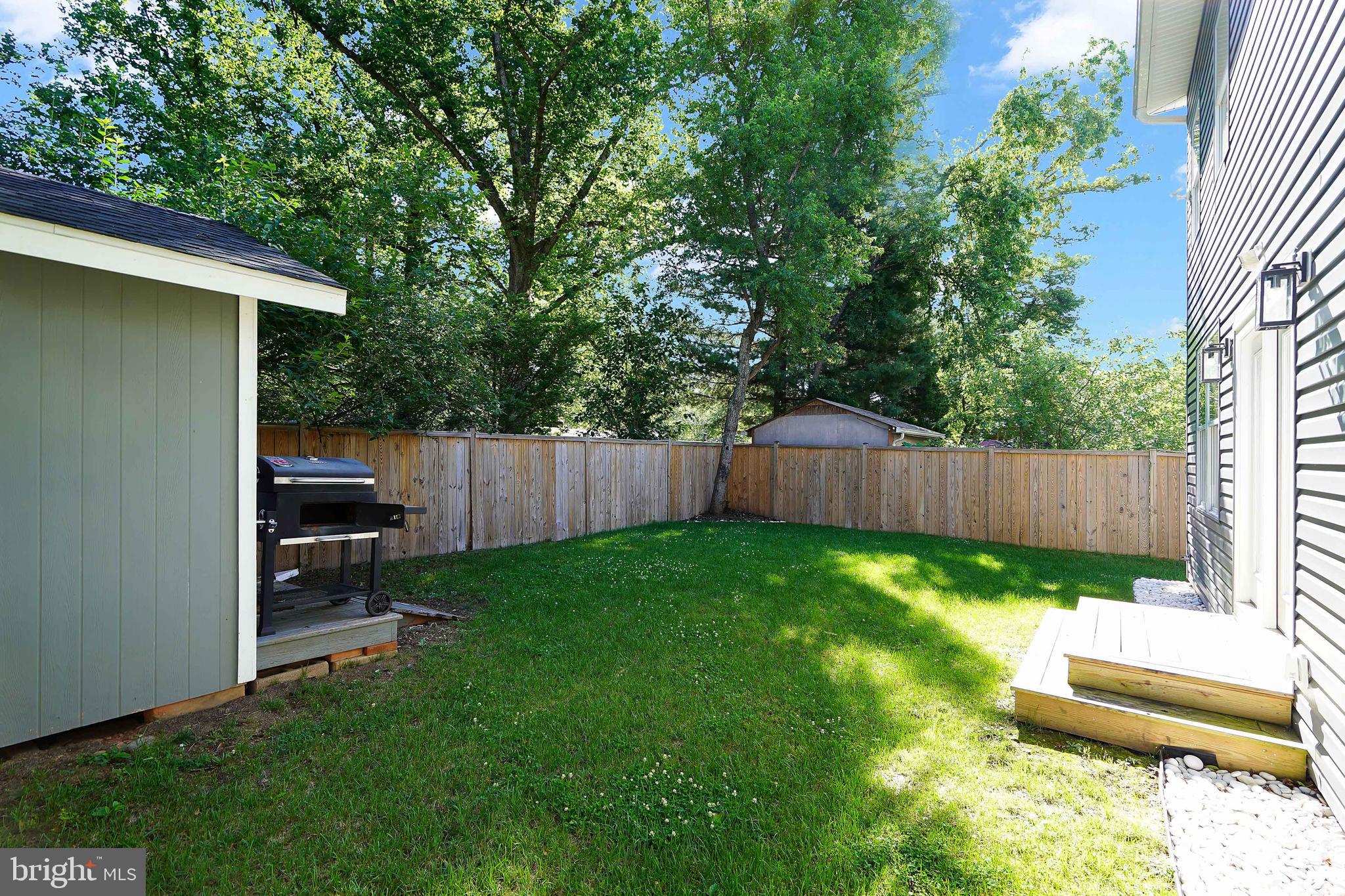 ROCK CREEK PALISADES - Residential