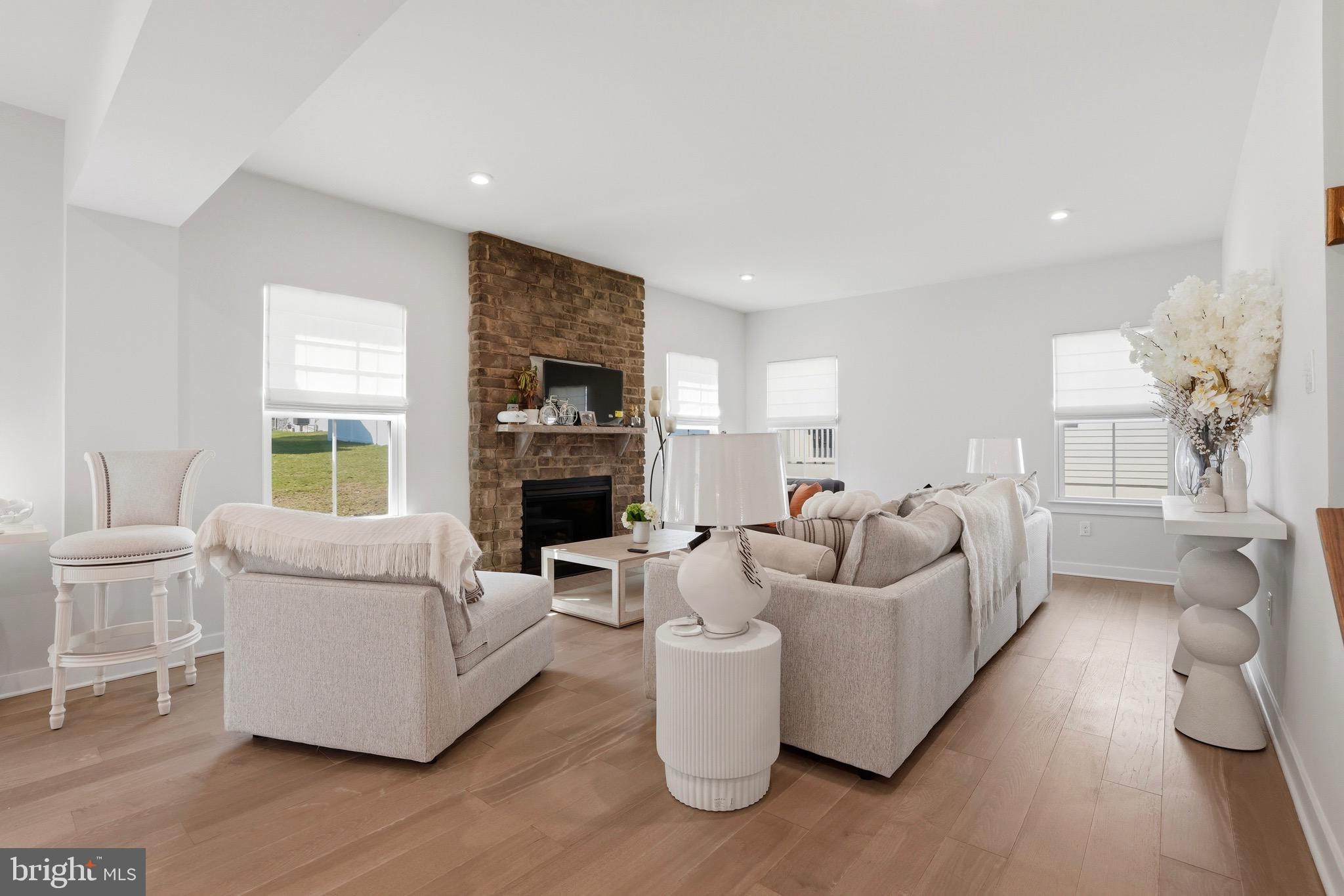 ASHBOURNE MEADOWS - Residential