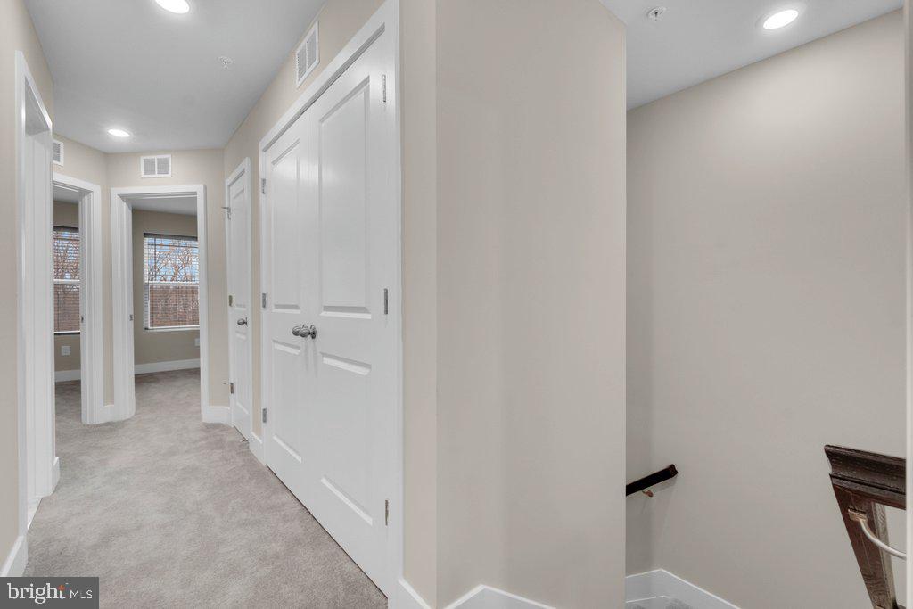ESSEX - Residential