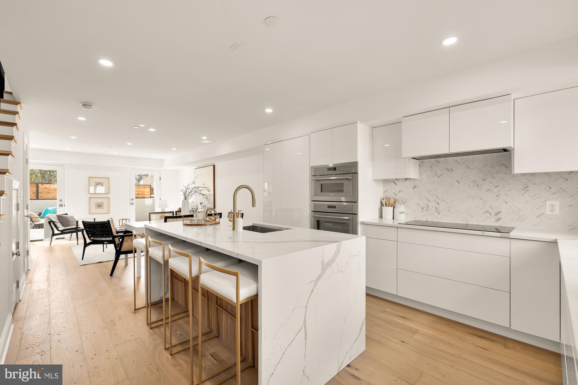GEORGETOWN - Residential