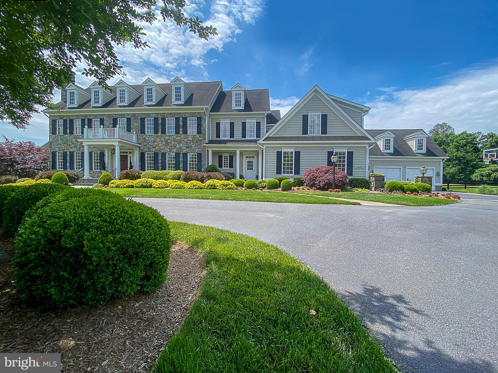 FIELDSTONE FARM - Residential
