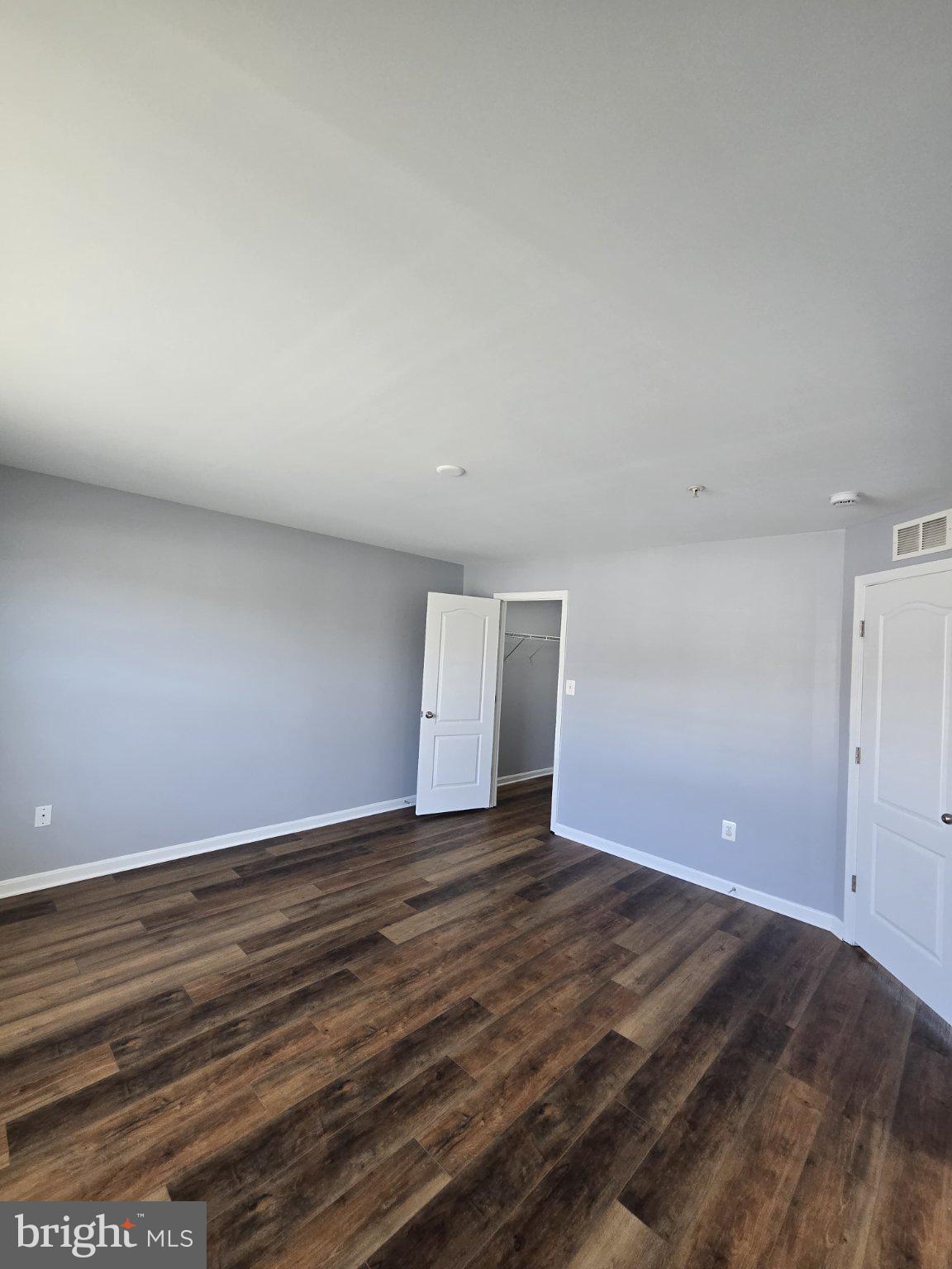 ADMIRALS LANDING - Residential