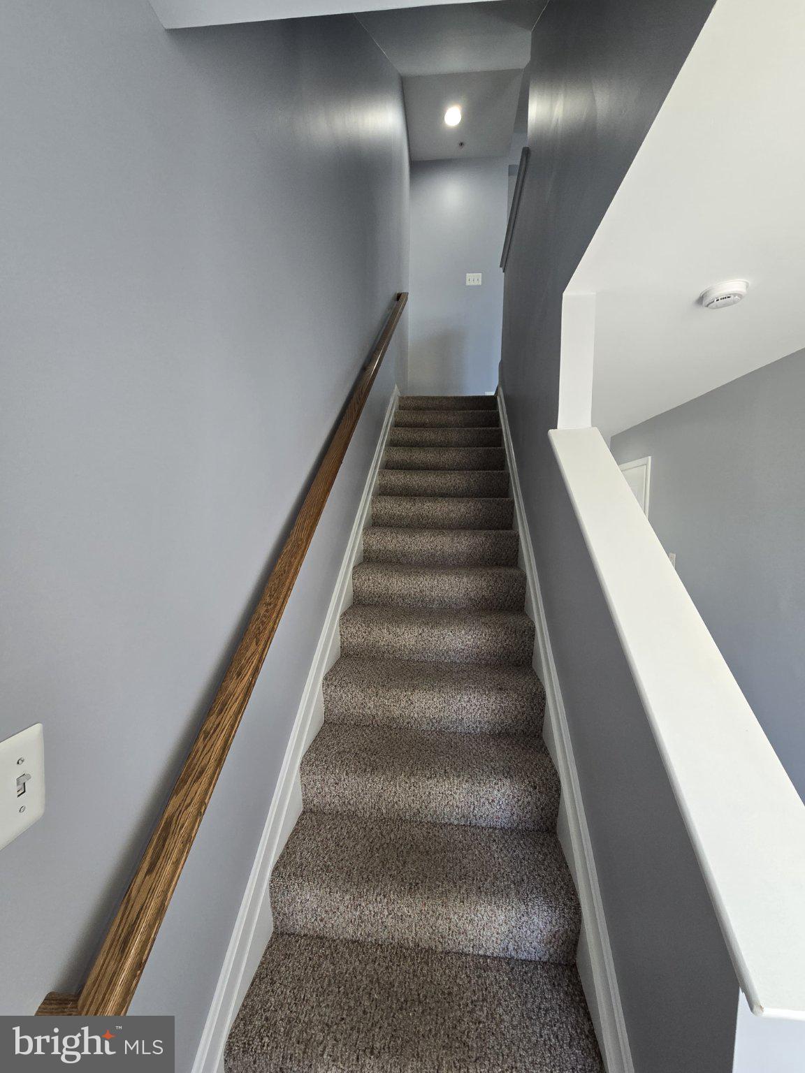 ADMIRALS LANDING - Residential