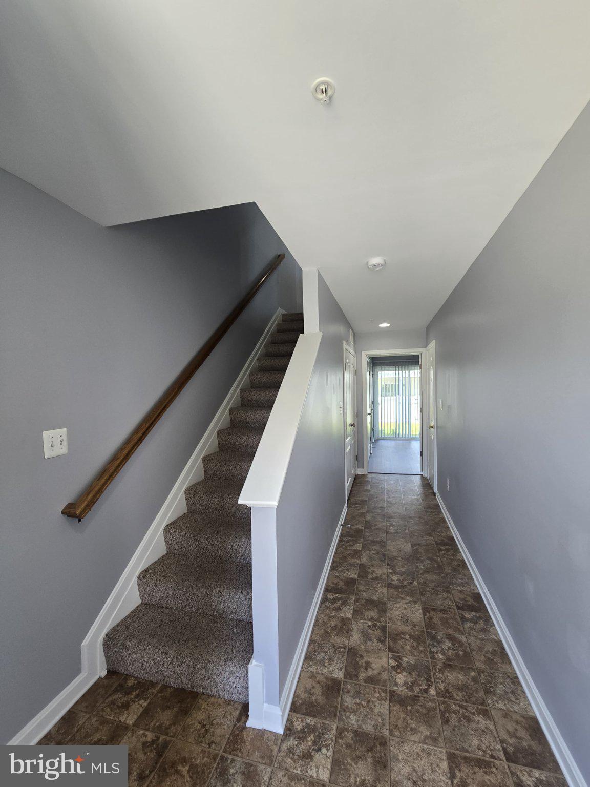 ADMIRALS LANDING - Residential