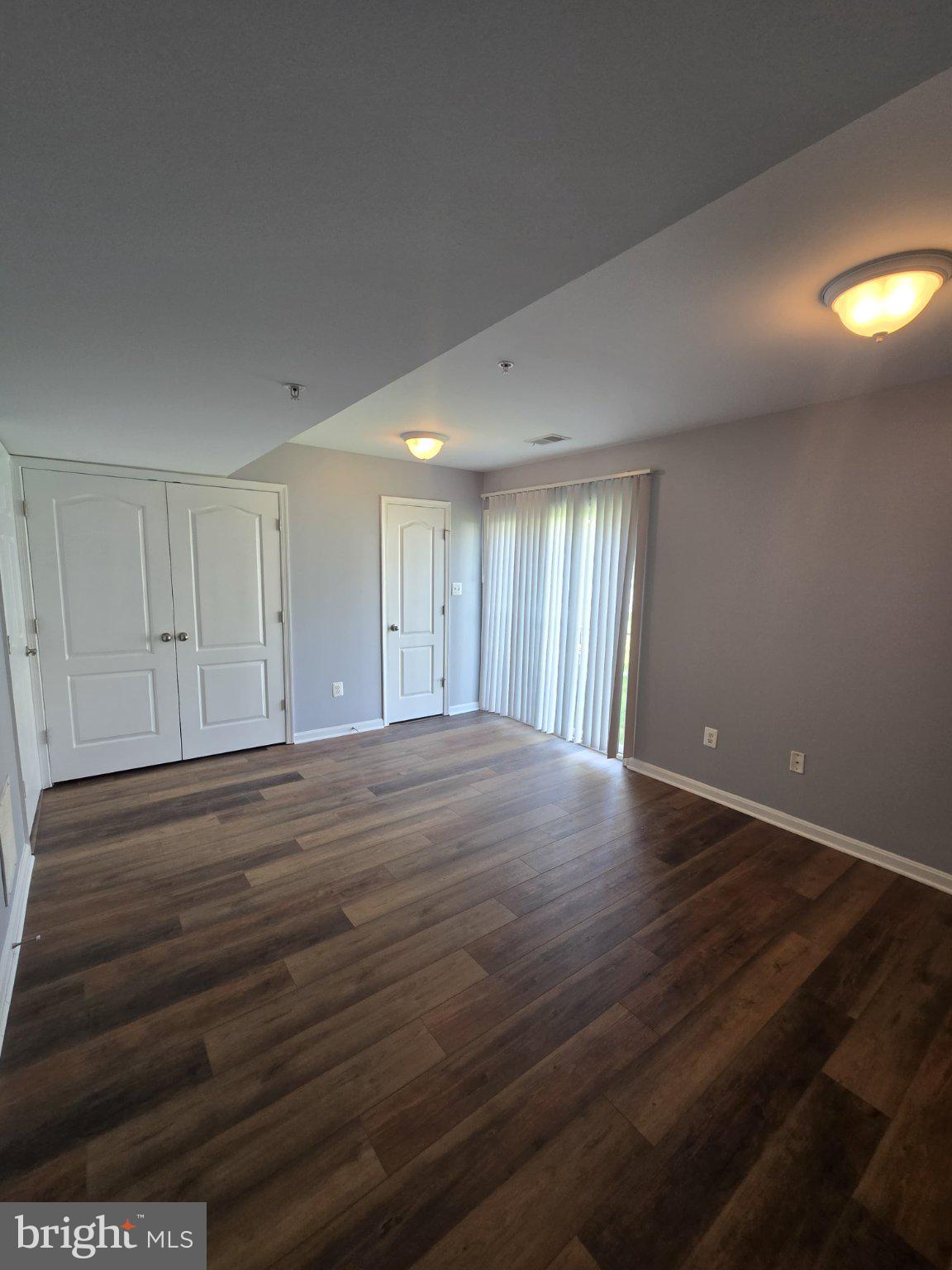 ADMIRALS LANDING - Residential