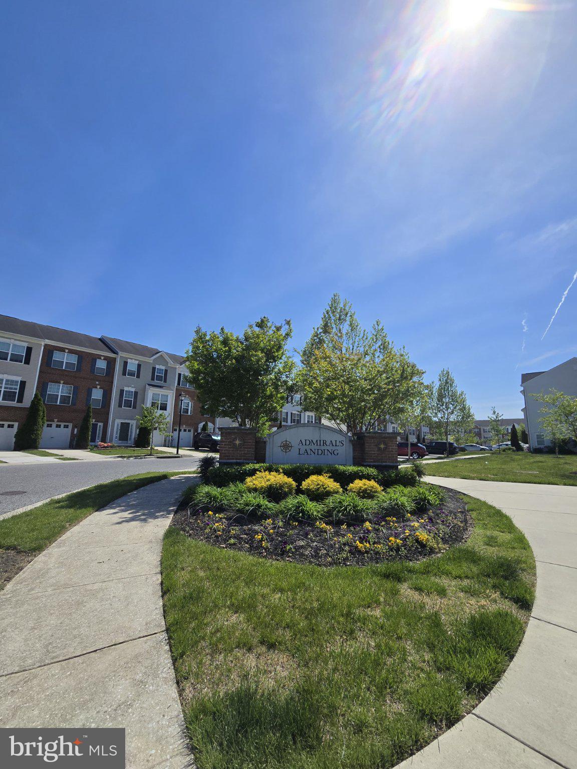 ADMIRALS LANDING - Residential