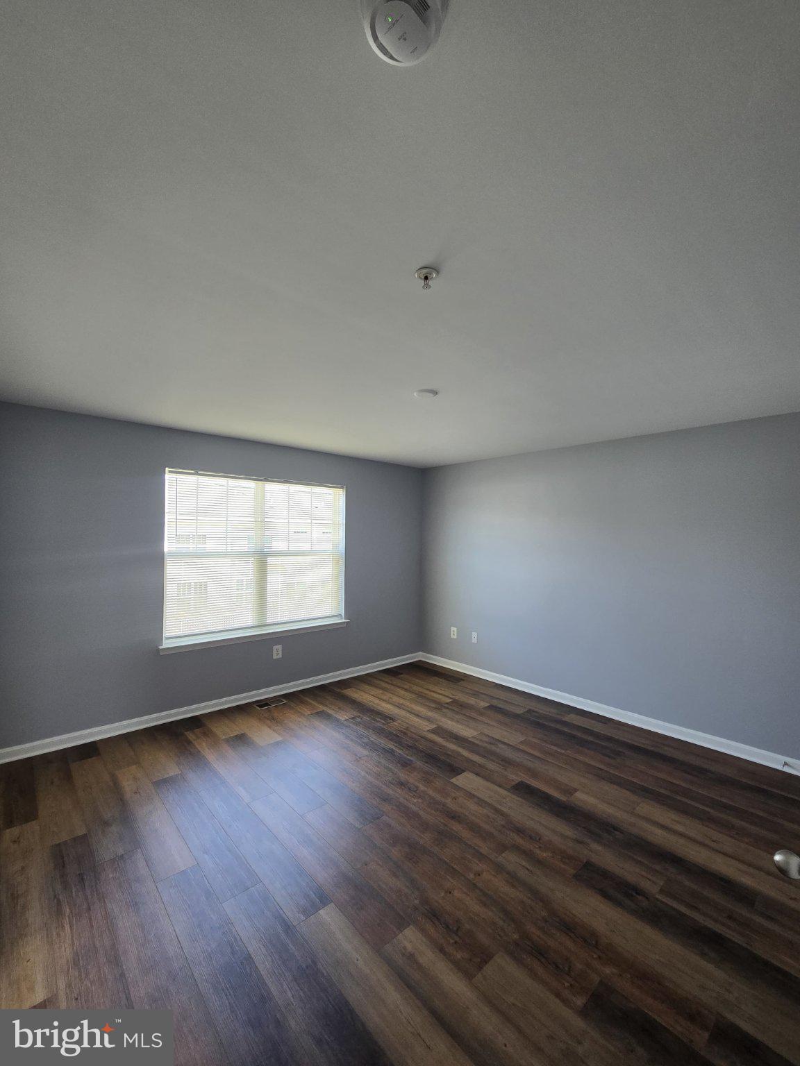 ADMIRALS LANDING - Residential