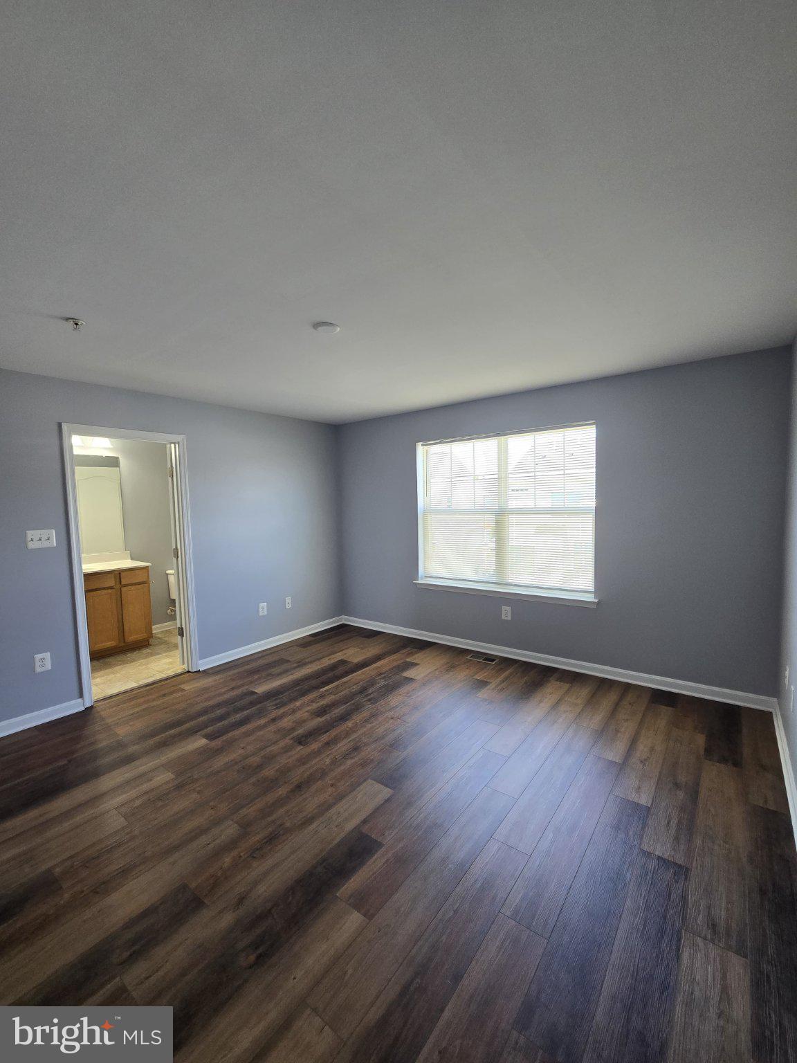 ADMIRALS LANDING - Residential