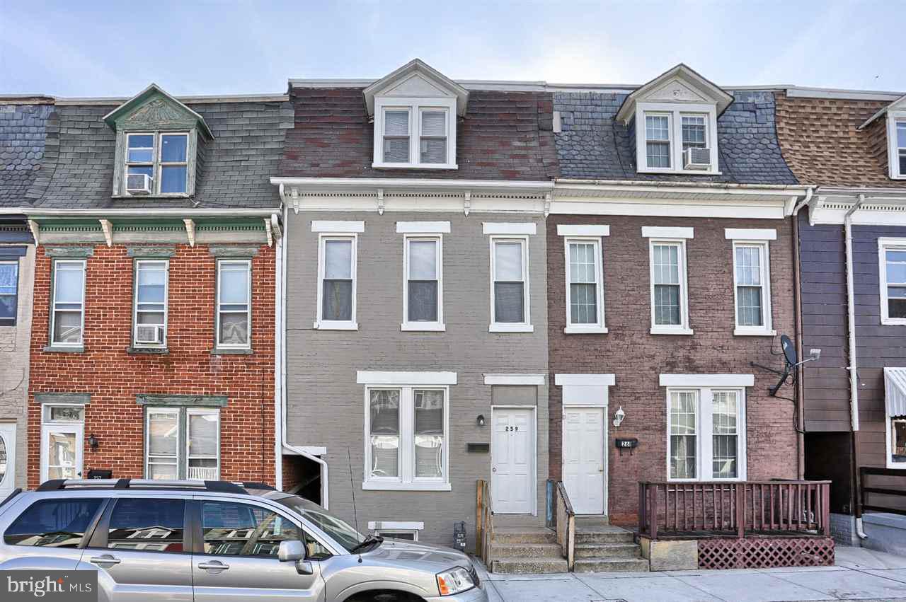 Completely remodeled townhome. New windows and carpet throughout. New furnace, hot water heater and updated plumbing. Move in ready!