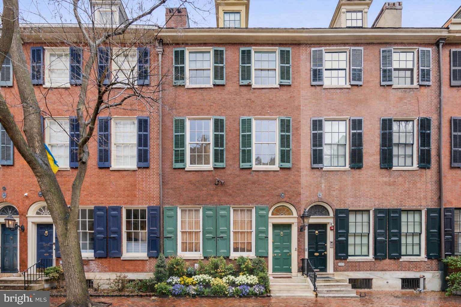 WASHINGTON SQ WEST - Residential