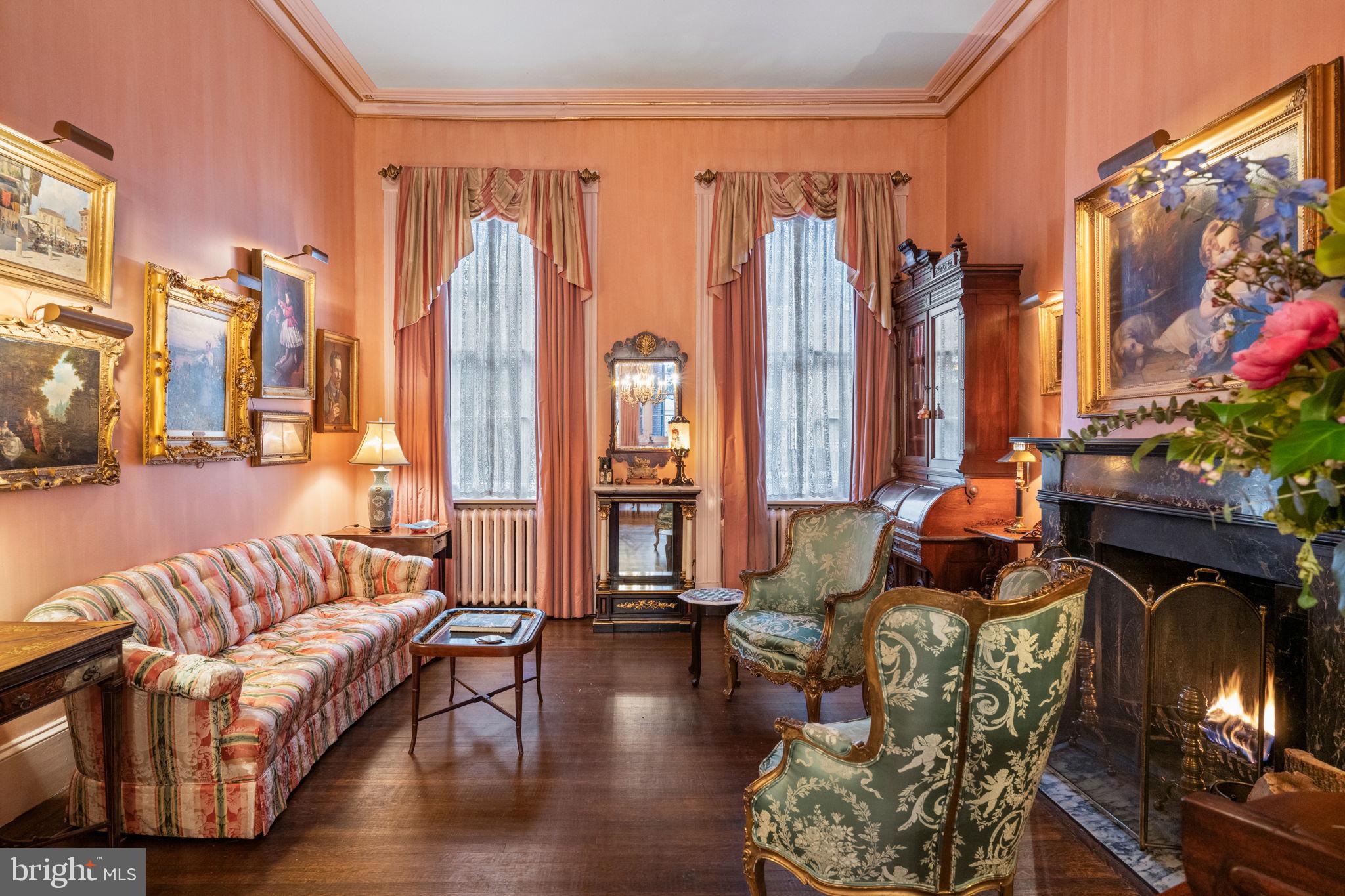 WASHINGTON SQ WEST - Residential