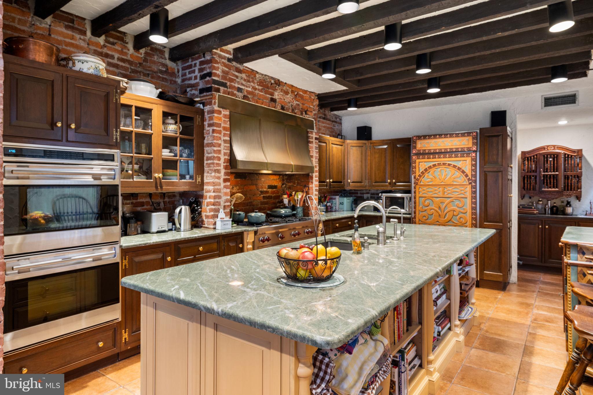 WASHINGTON SQ WEST - Residential