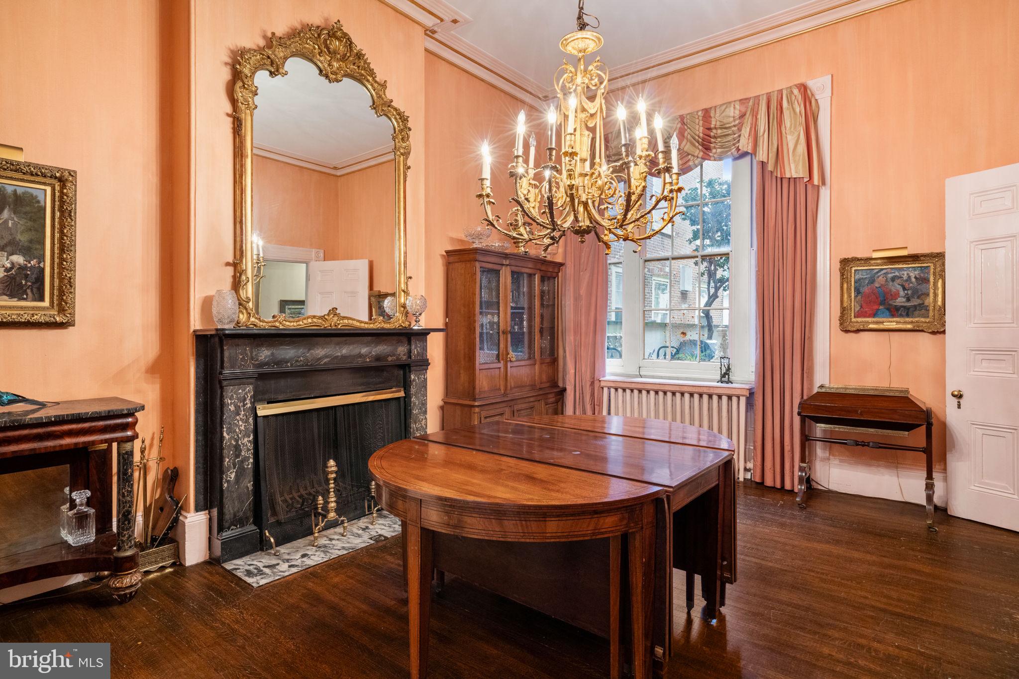 WASHINGTON SQ WEST - Residential