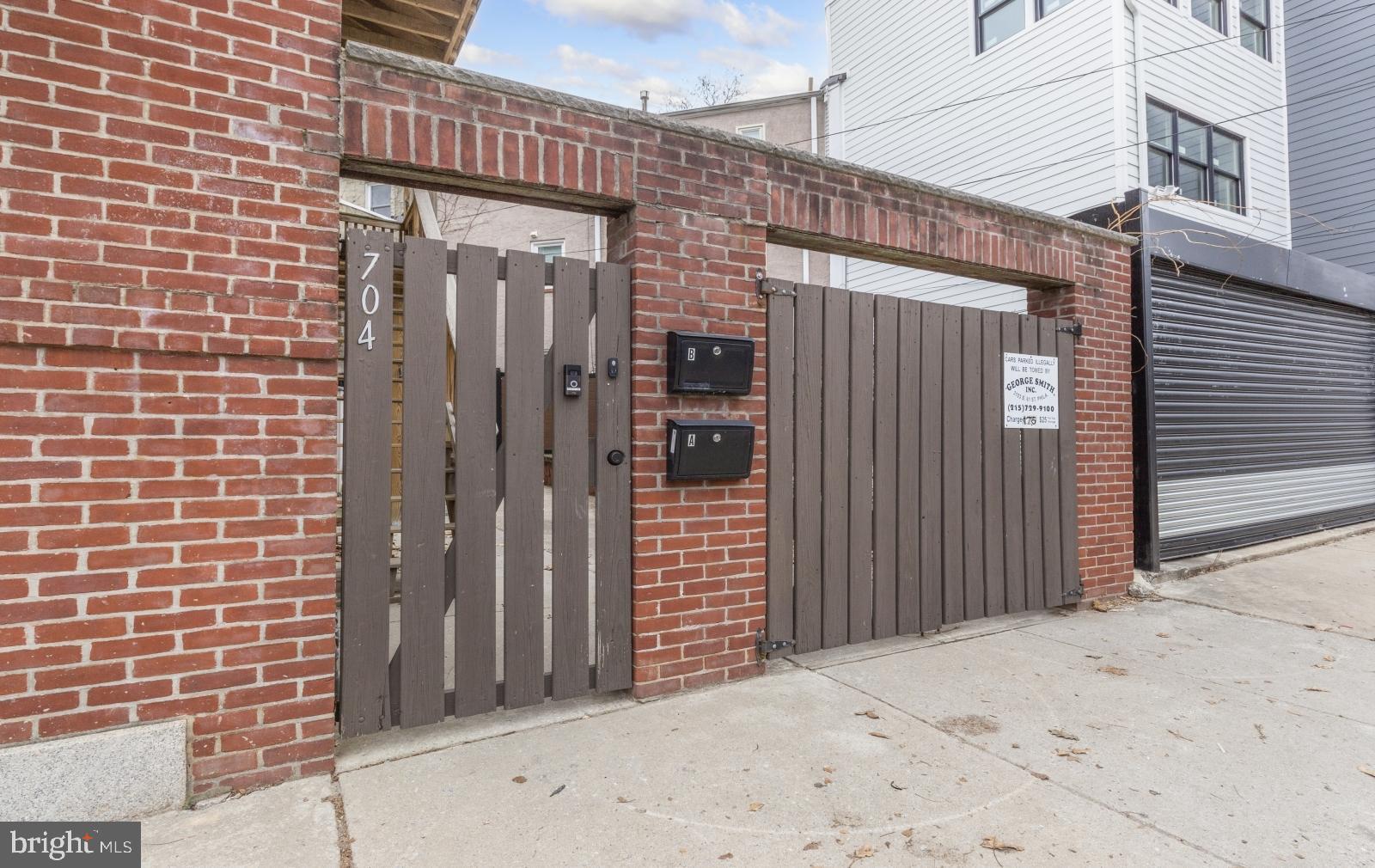 FAIRMOUNT - Residential Lease
