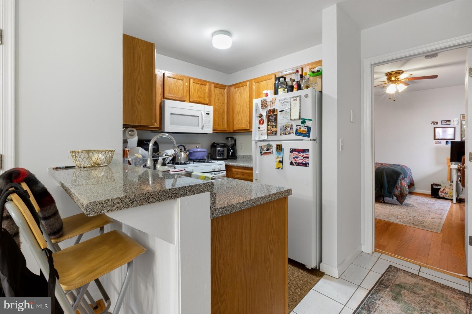 FAIRMOUNT - Residential Lease