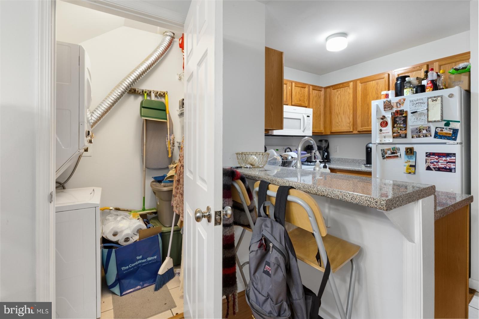 FAIRMOUNT - Residential Lease