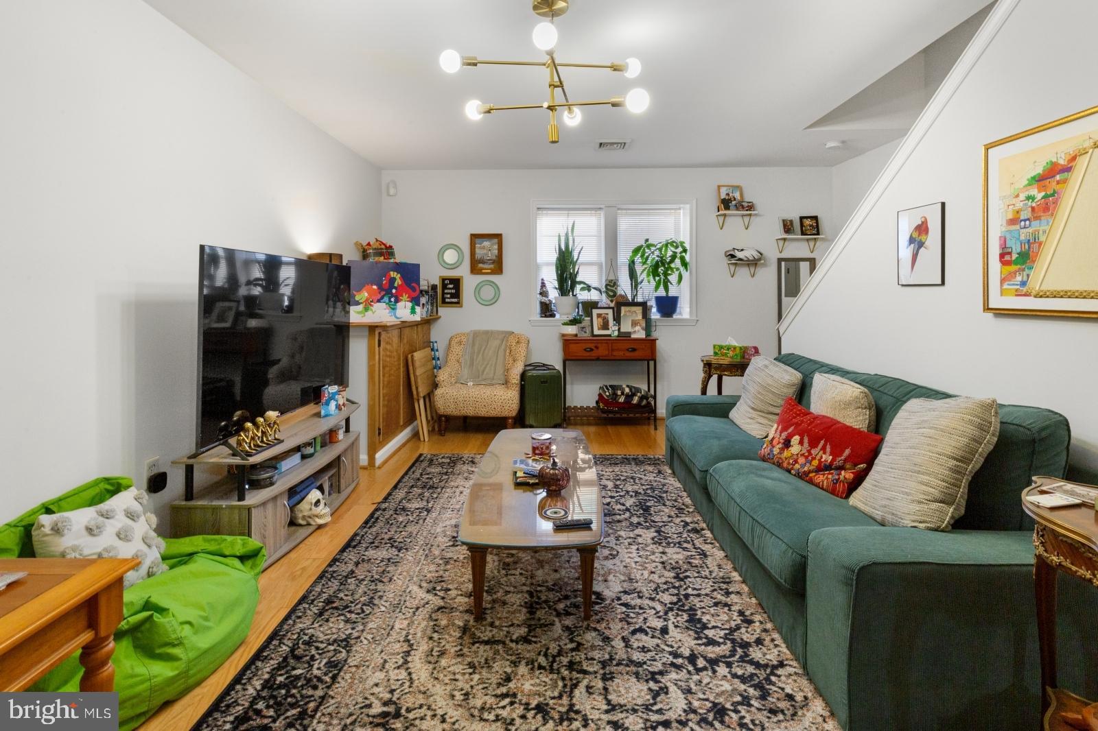 FAIRMOUNT - Residential Lease