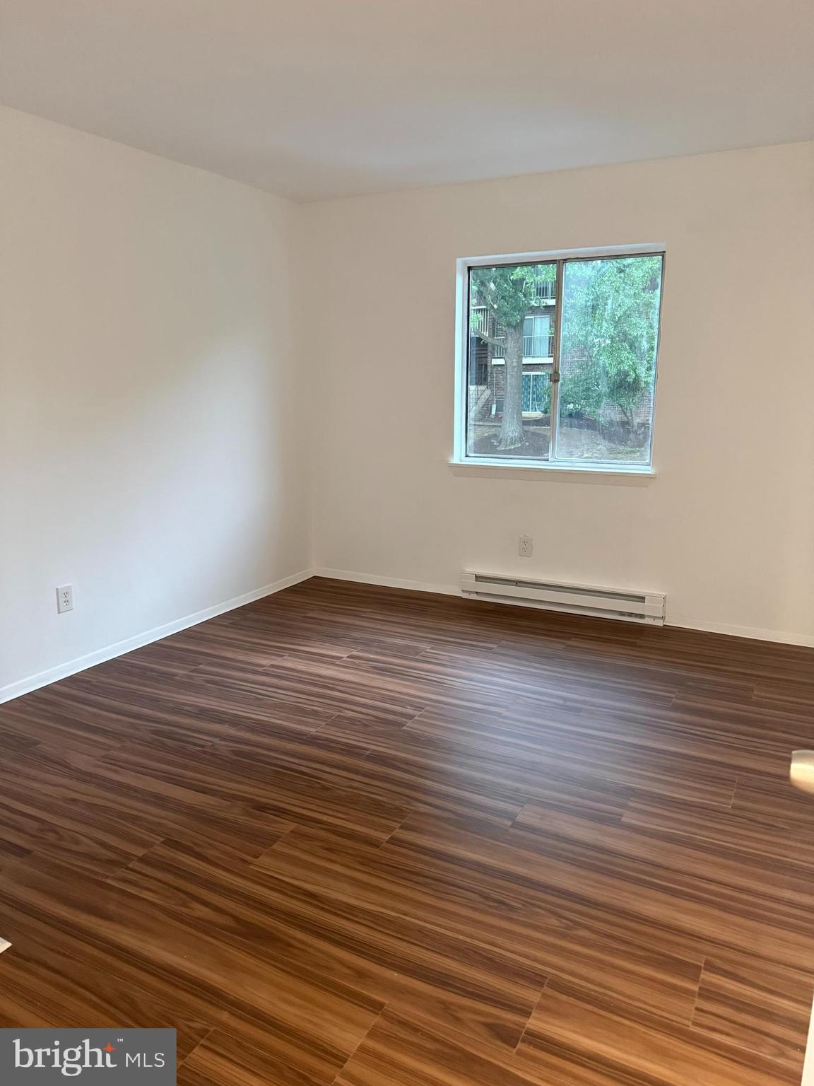 PEMBROOK OF LOUDOUN - Residential