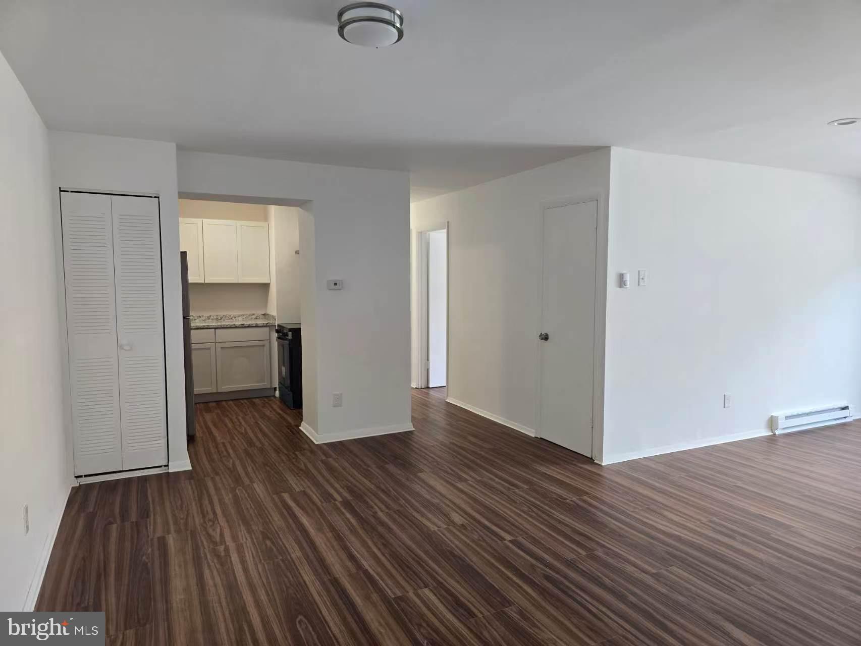 PEMBROOK OF LOUDOUN - Residential
