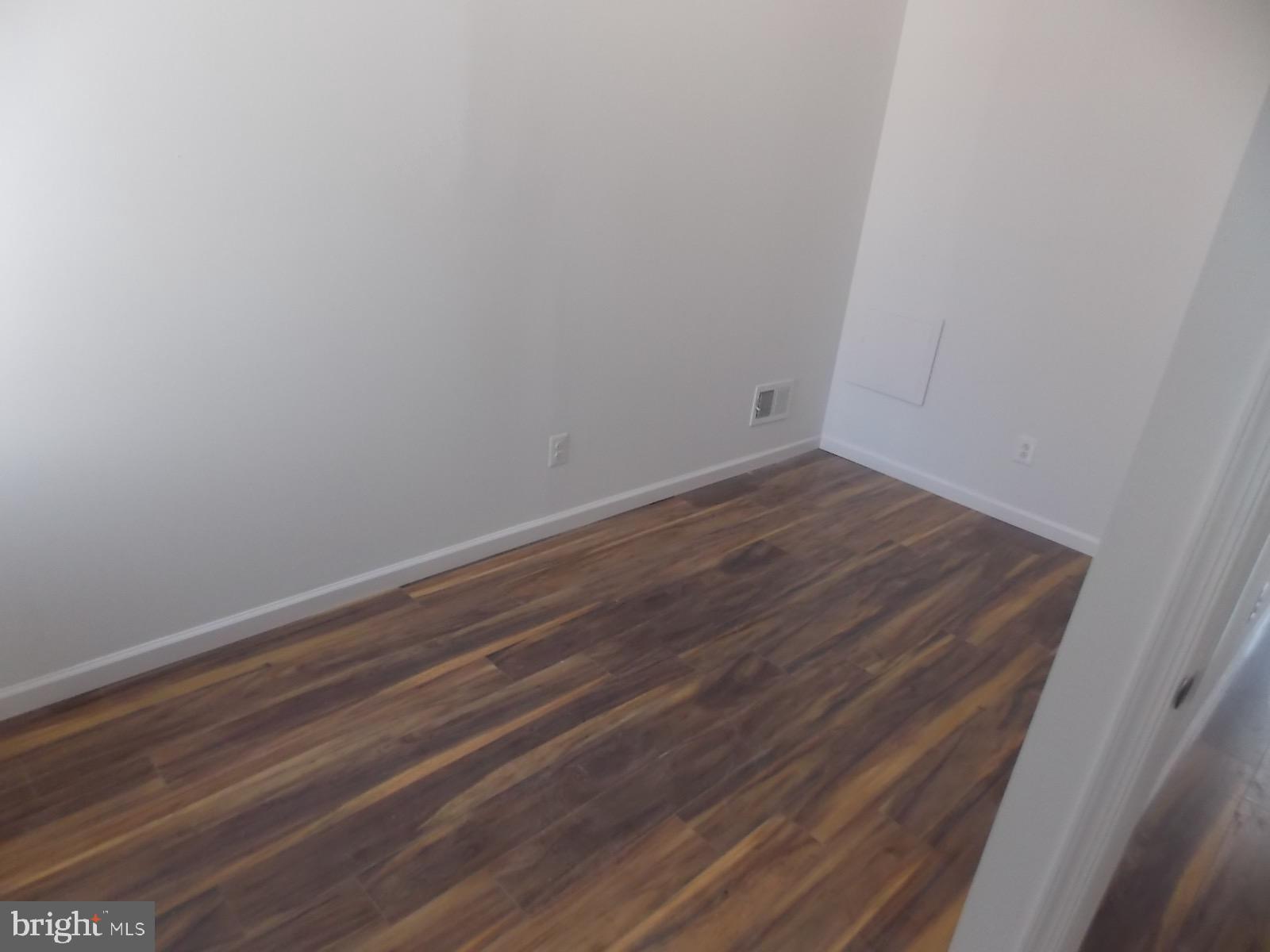 MILL CREEK - Residential