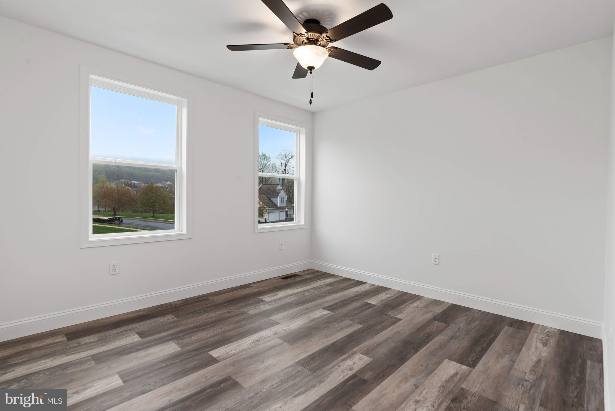 PARKWAY FARMS - Residential