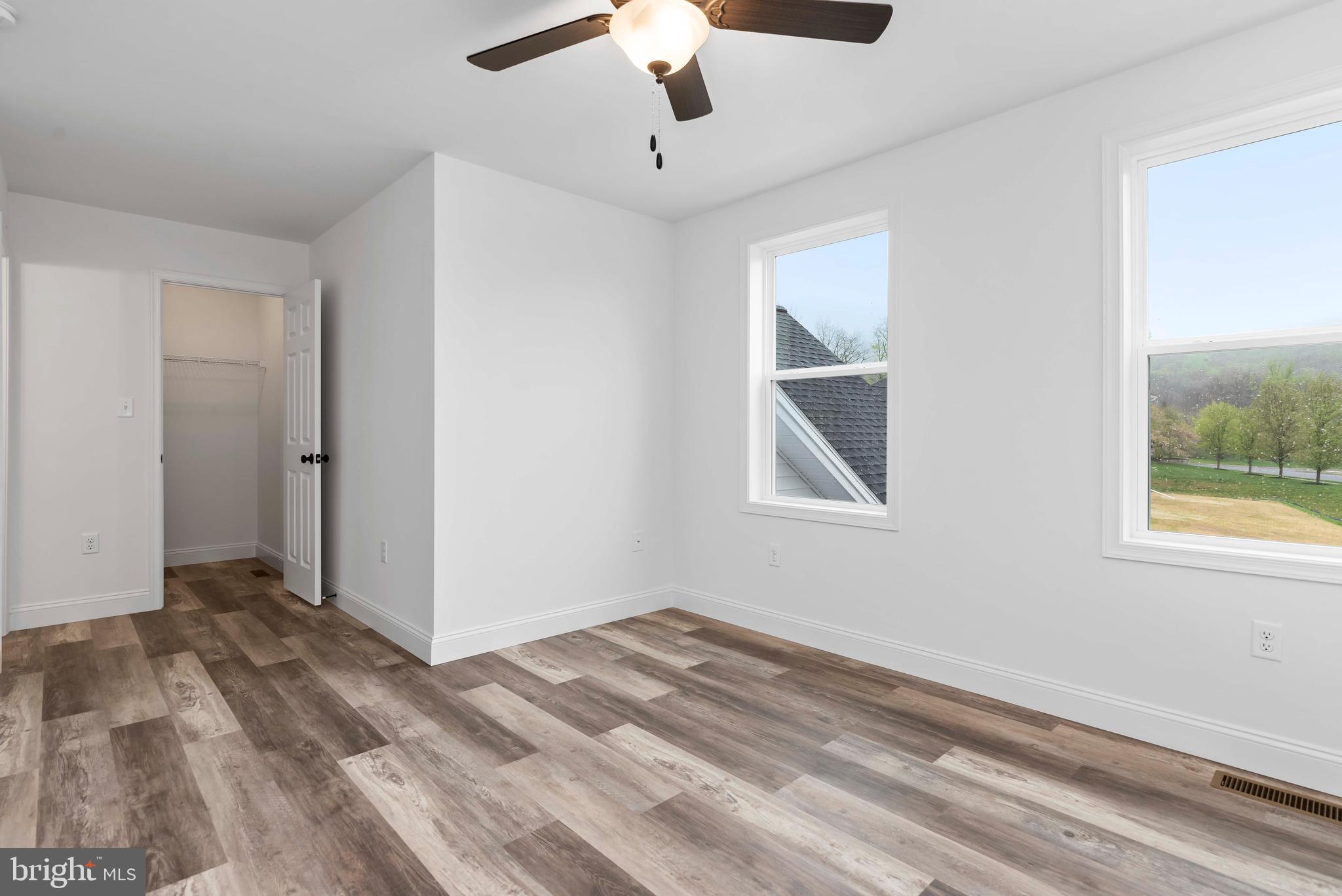 PARKWAY FARMS - Residential