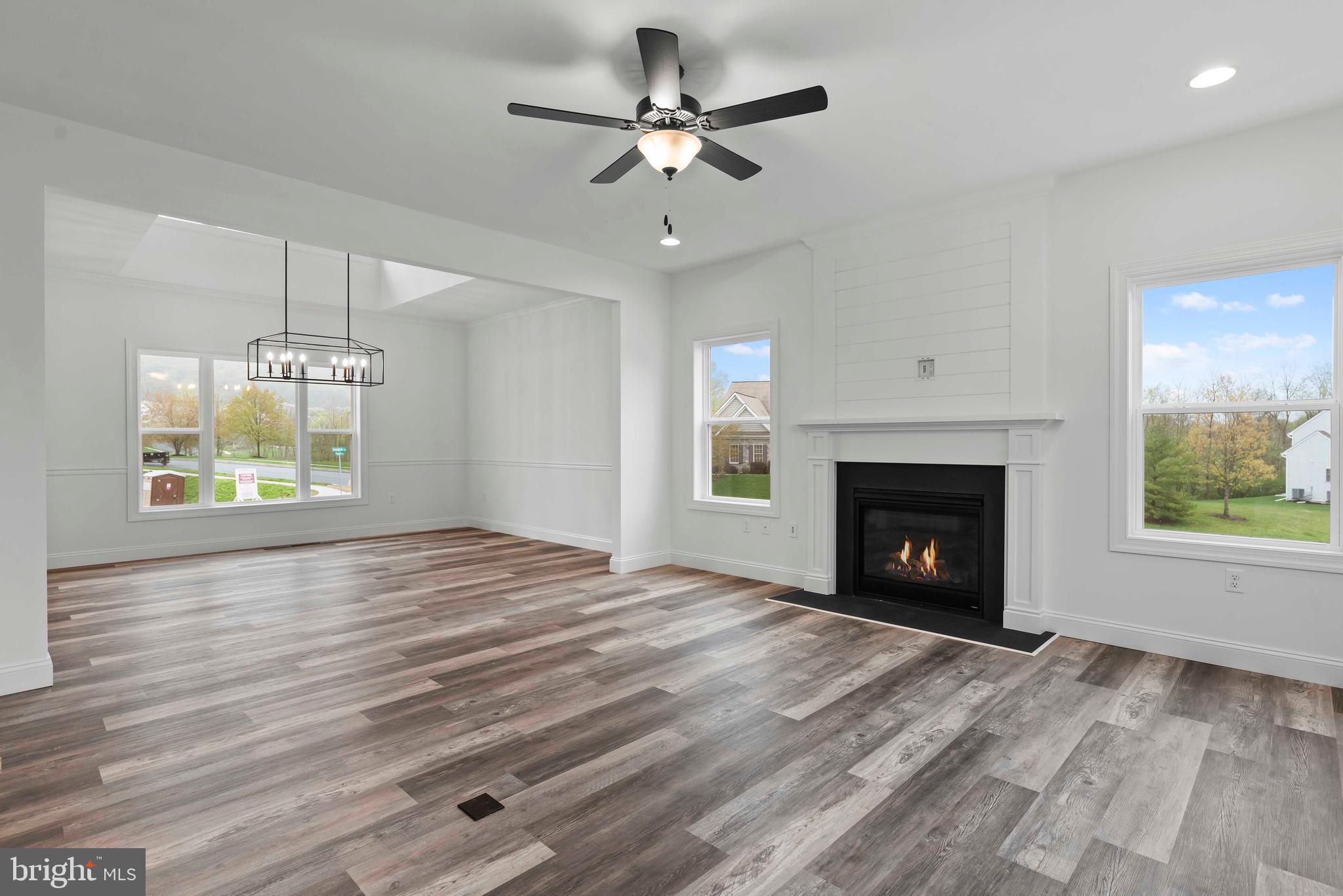 PARKWAY FARMS - Residential