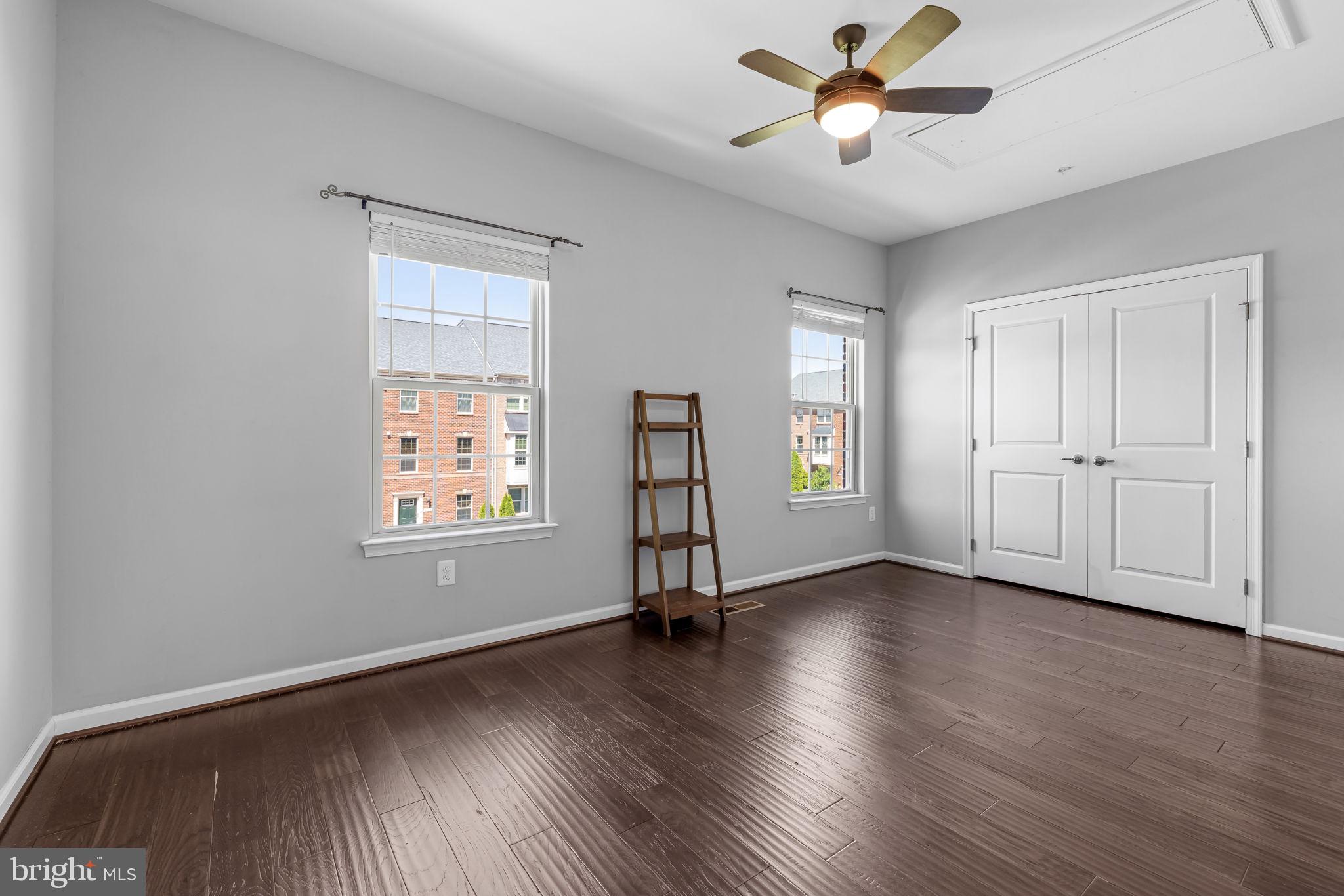 O'DONNELL SQUARE - Residential