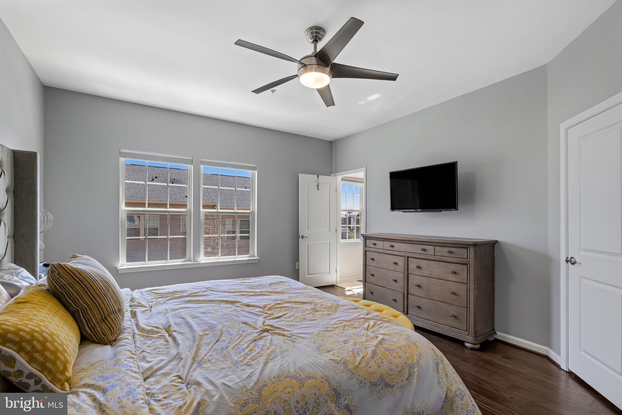 O'DONNELL SQUARE - Residential