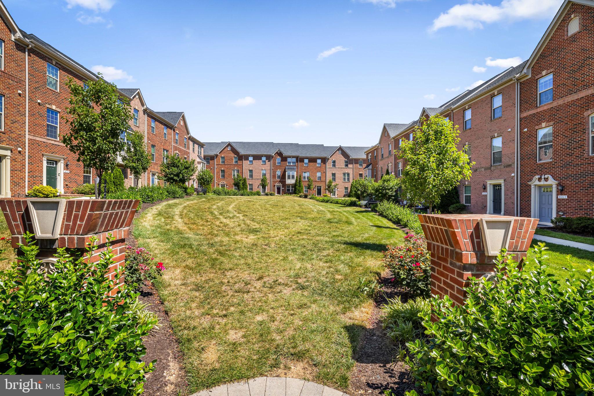 O'DONNELL SQUARE - Residential
