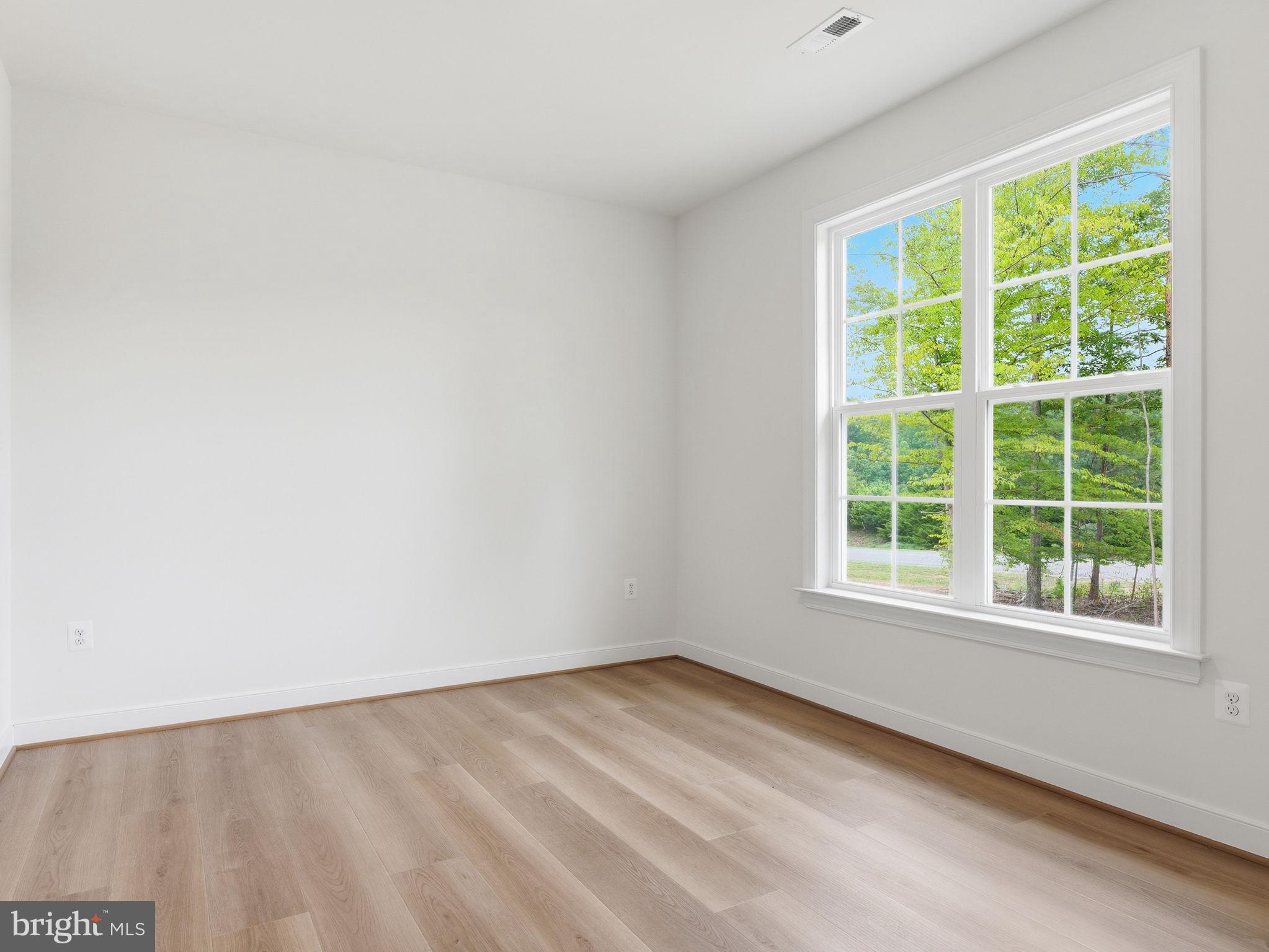 FRESHWATER ESTATES - Residential