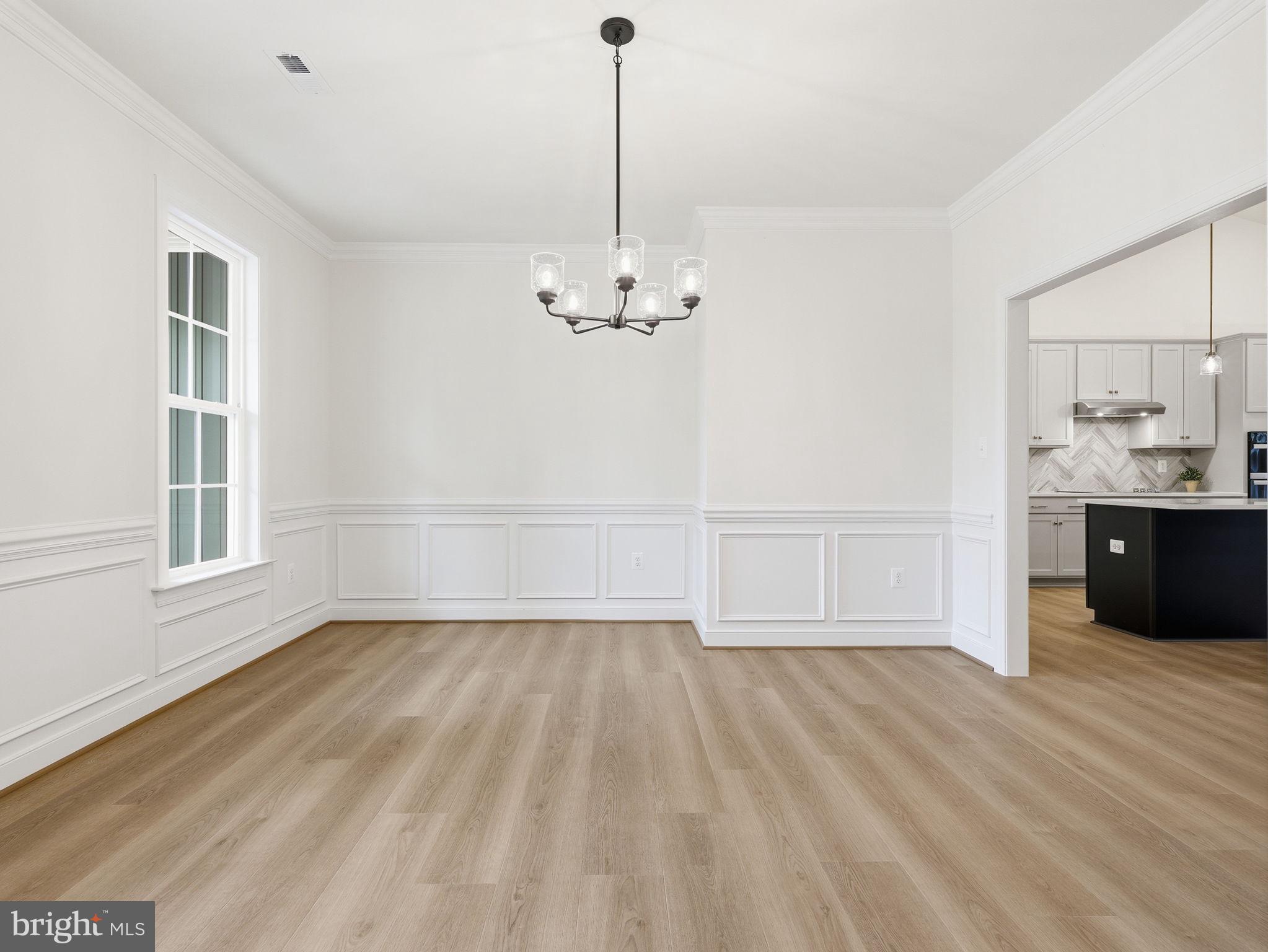 FRESHWATER ESTATES - Residential