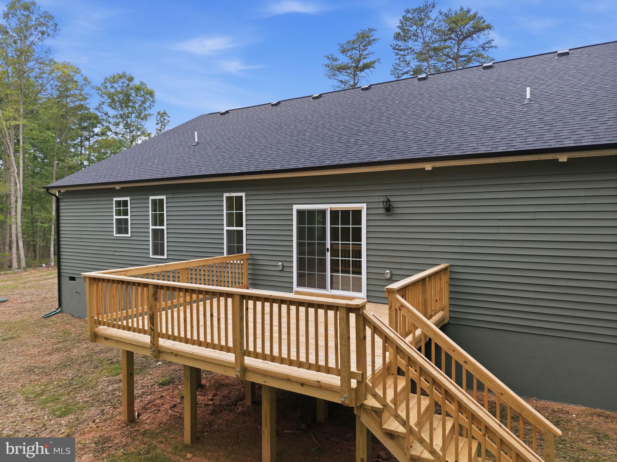 FRESHWATER ESTATES - Residential