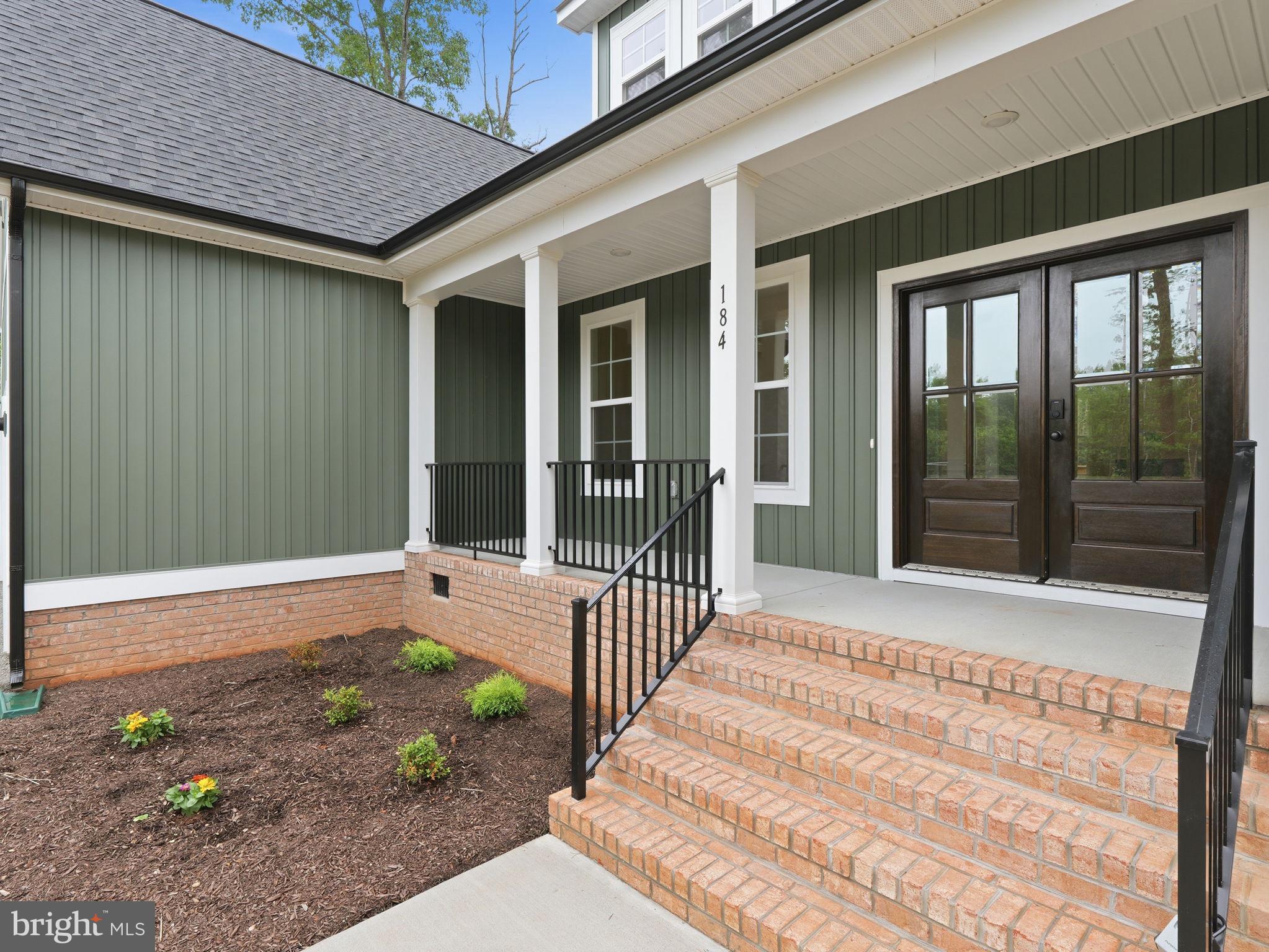 FRESHWATER ESTATES - Residential
