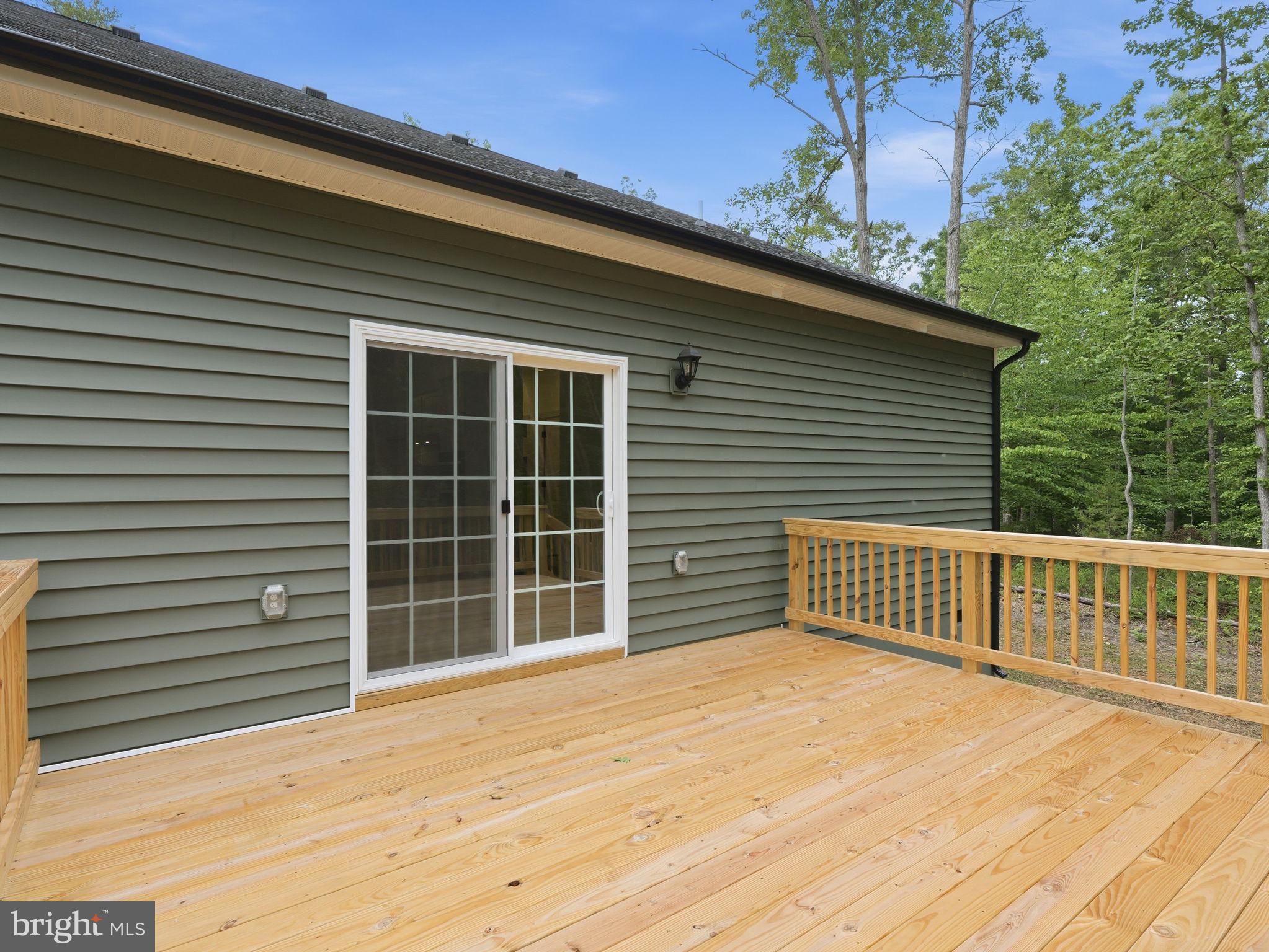 FRESHWATER ESTATES - Residential