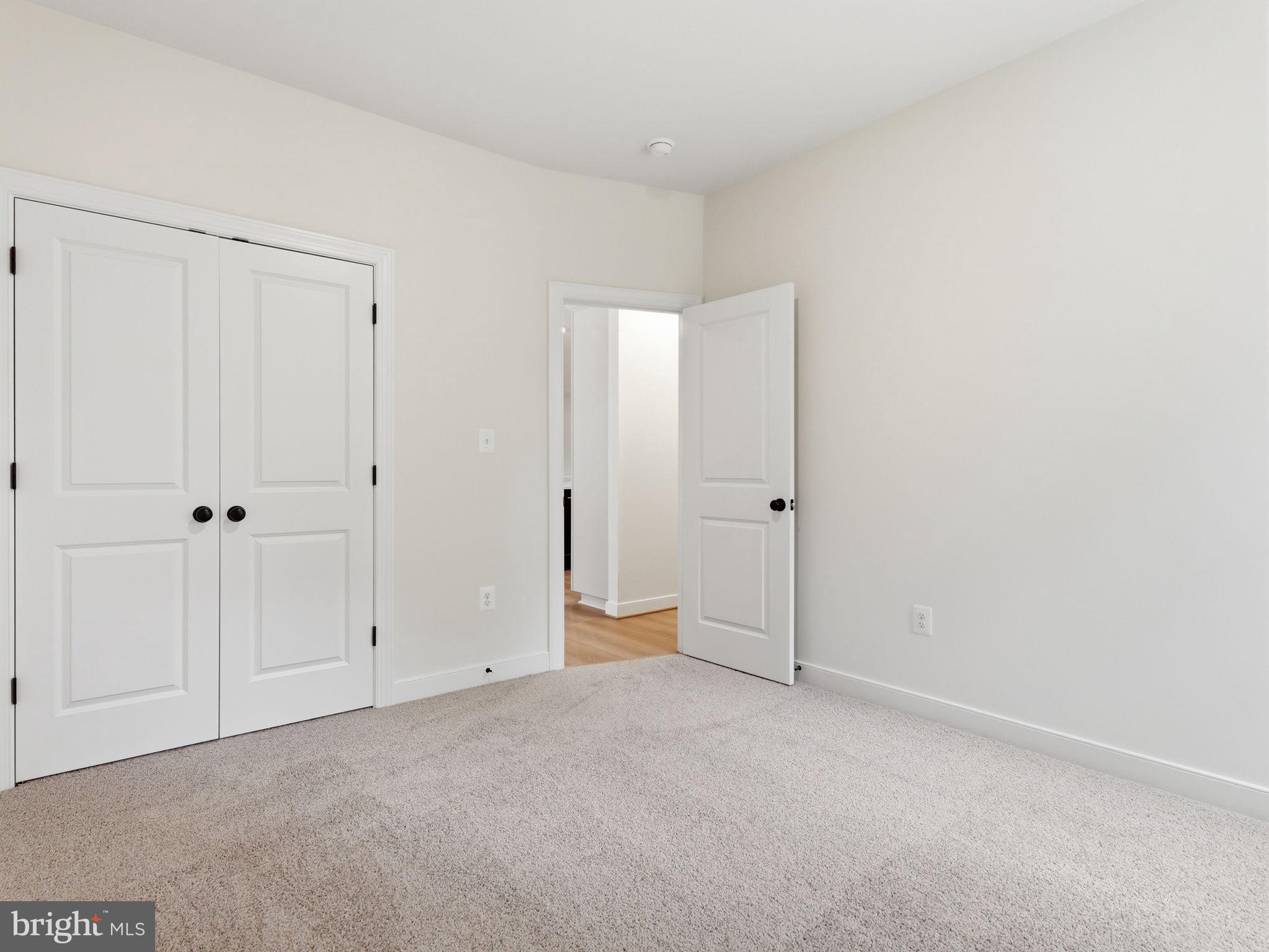 FRESHWATER ESTATES - Residential