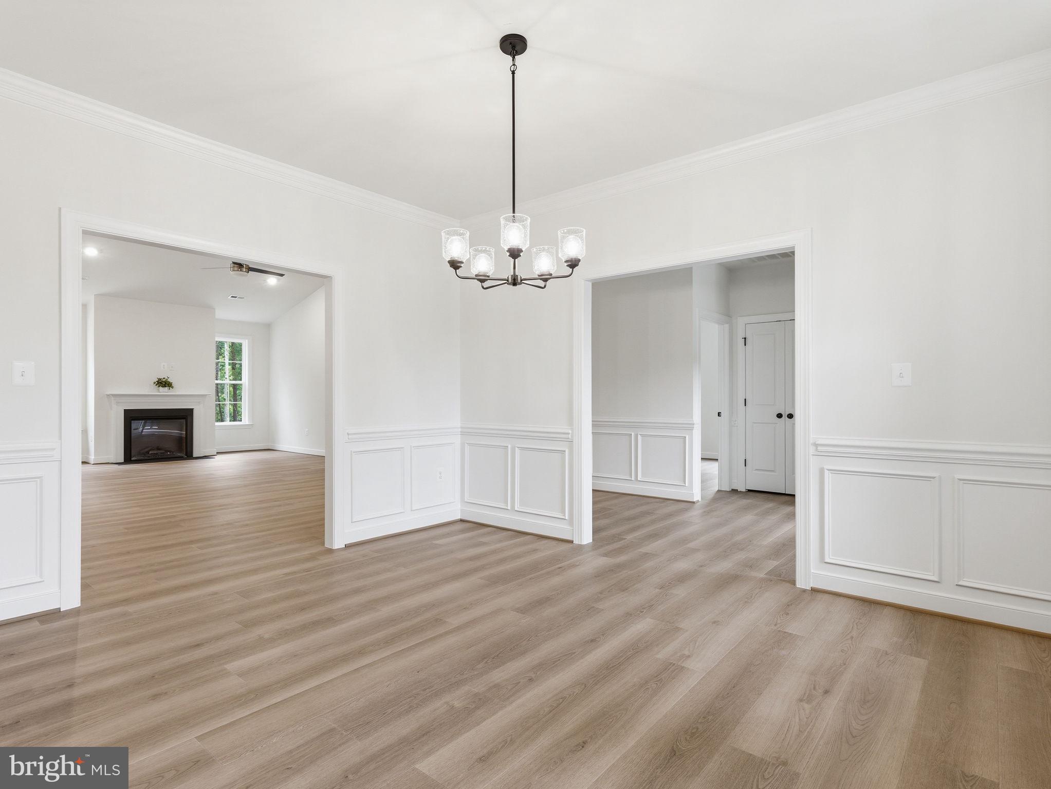 FRESHWATER ESTATES - Residential
