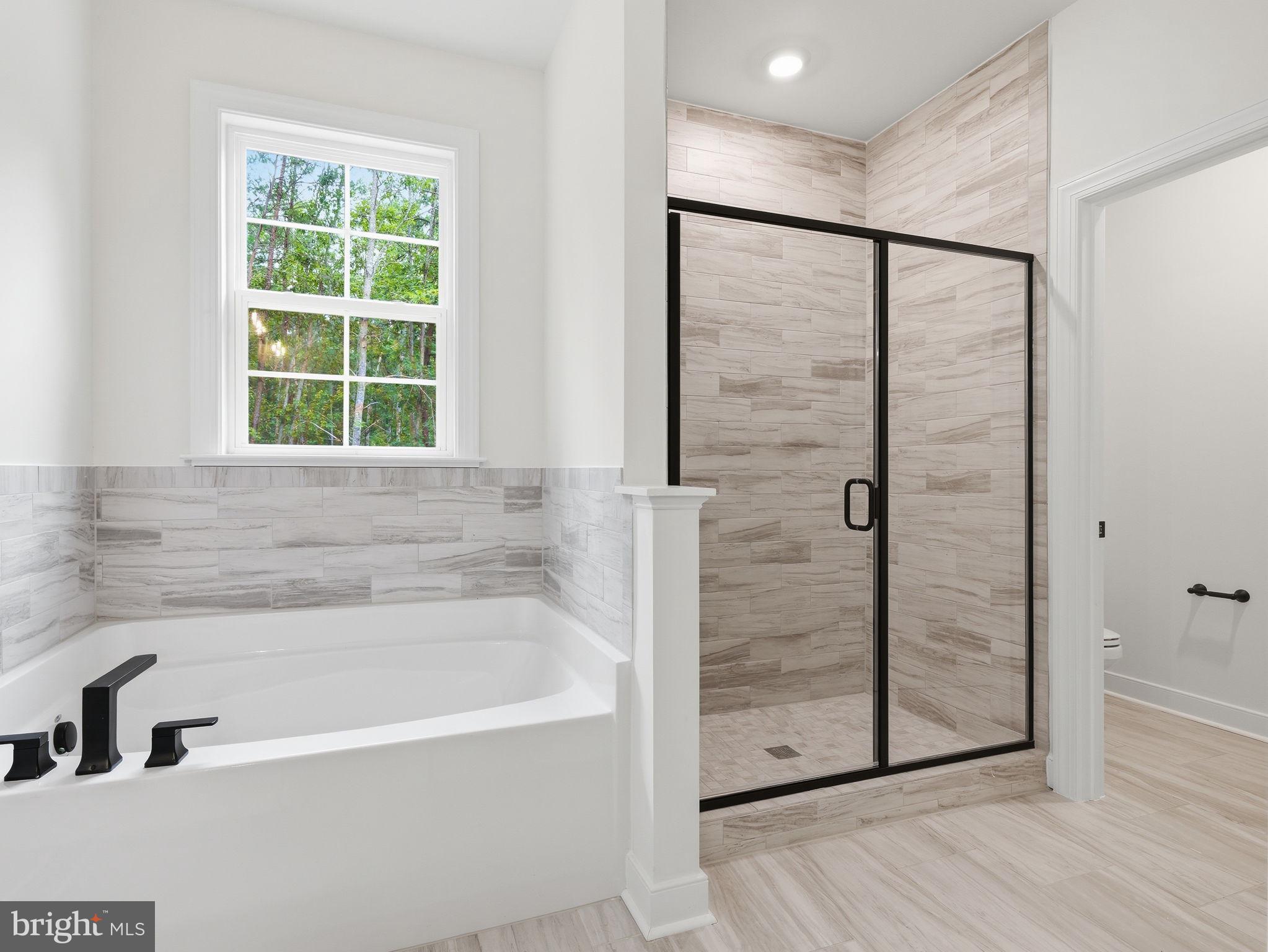 FRESHWATER ESTATES - Residential