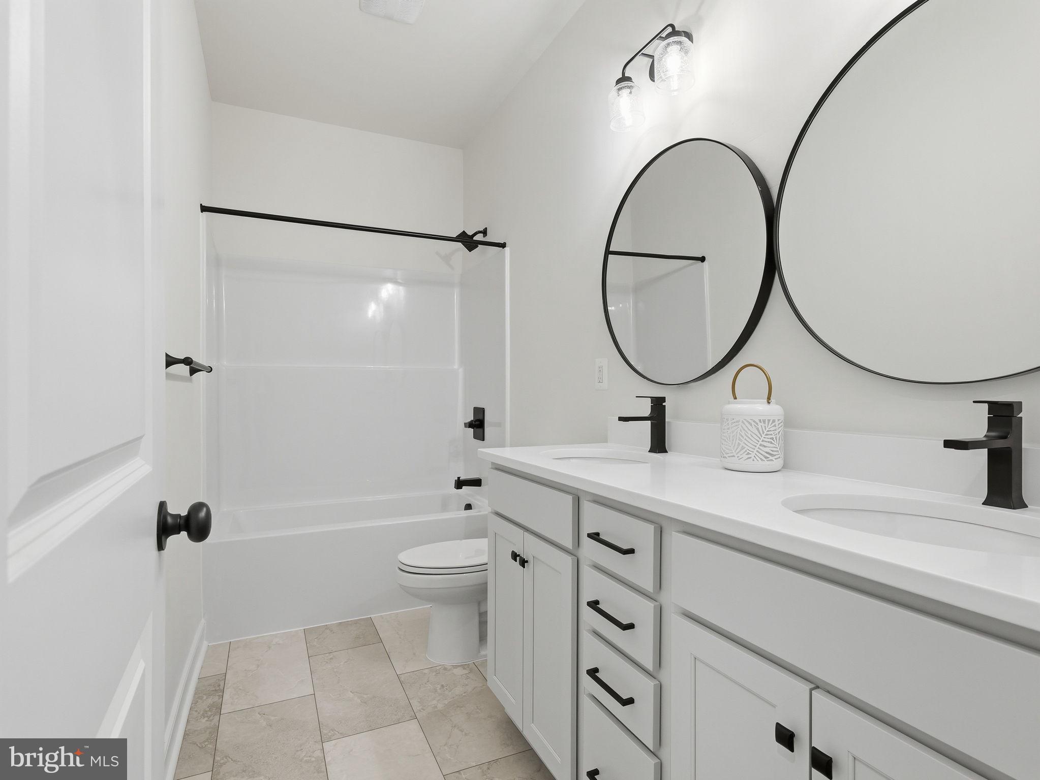 FRESHWATER ESTATES - Residential