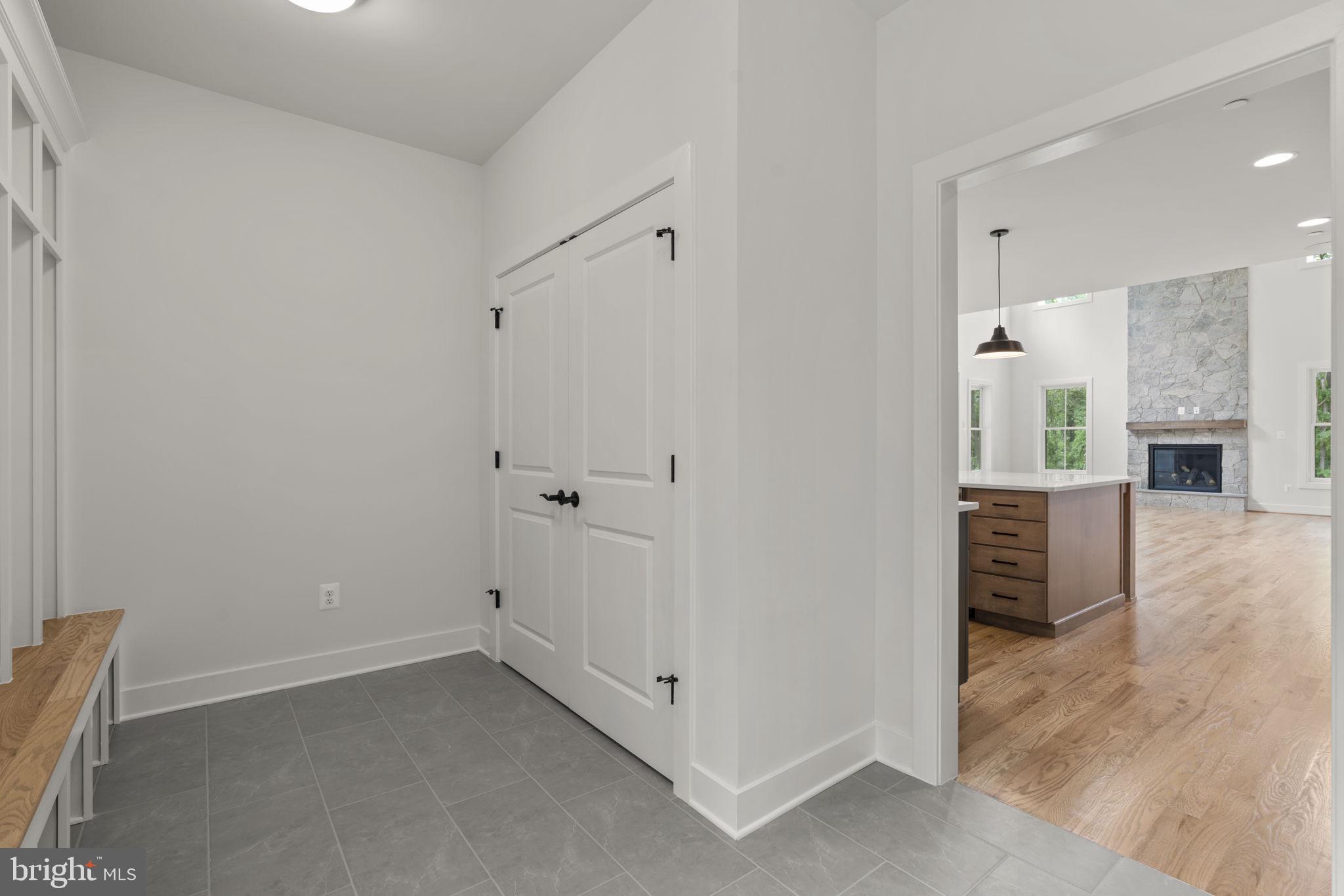 NOB HILL - Residential
