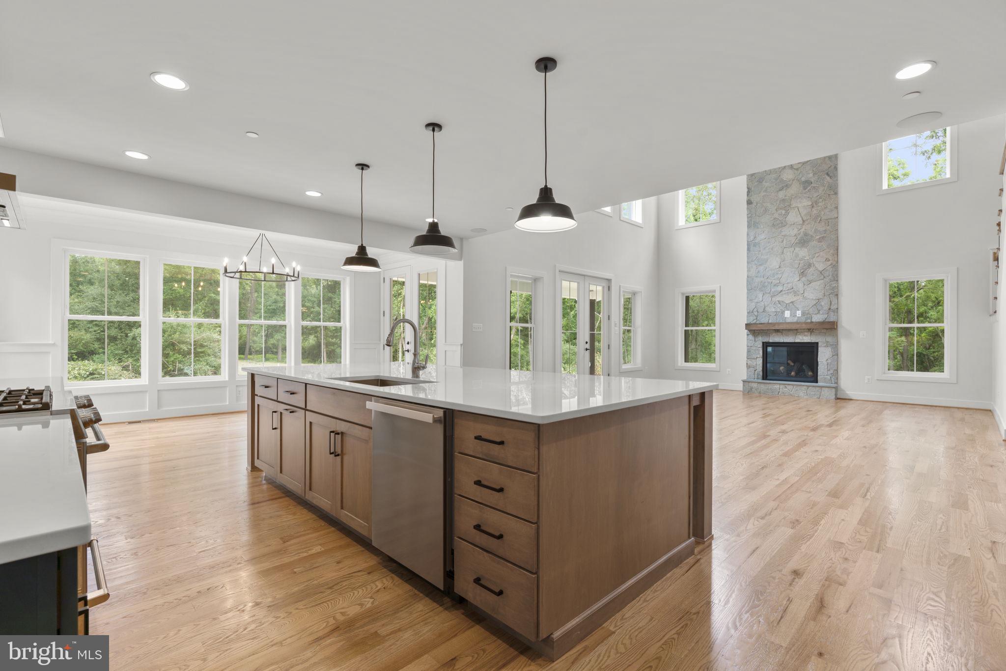 NOB HILL - Residential